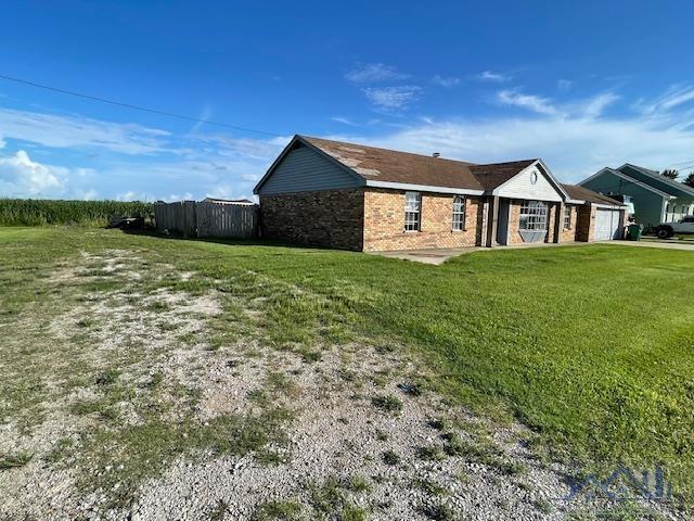 208 Karen Dr
