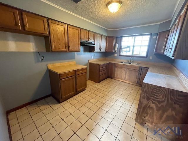 208 Karen Dr