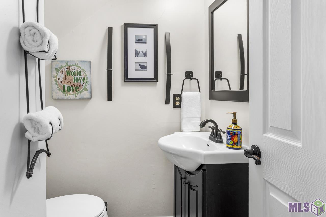 2245 King Arthur Blvd # 12C Unit: #12C