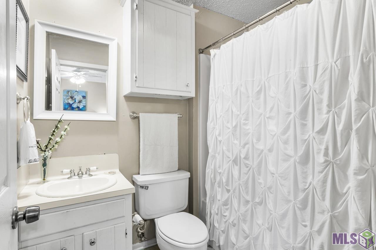 2245 King Arthur Blvd # 12C Unit: #12C