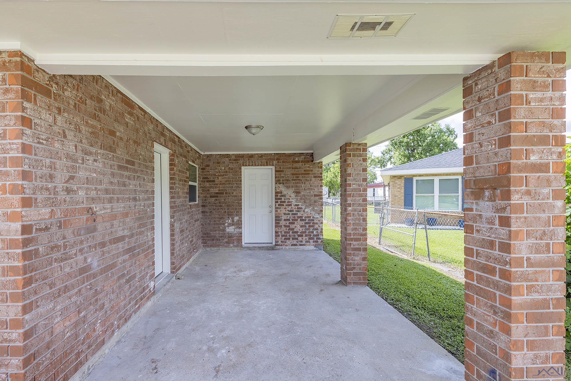 325 Merrill St