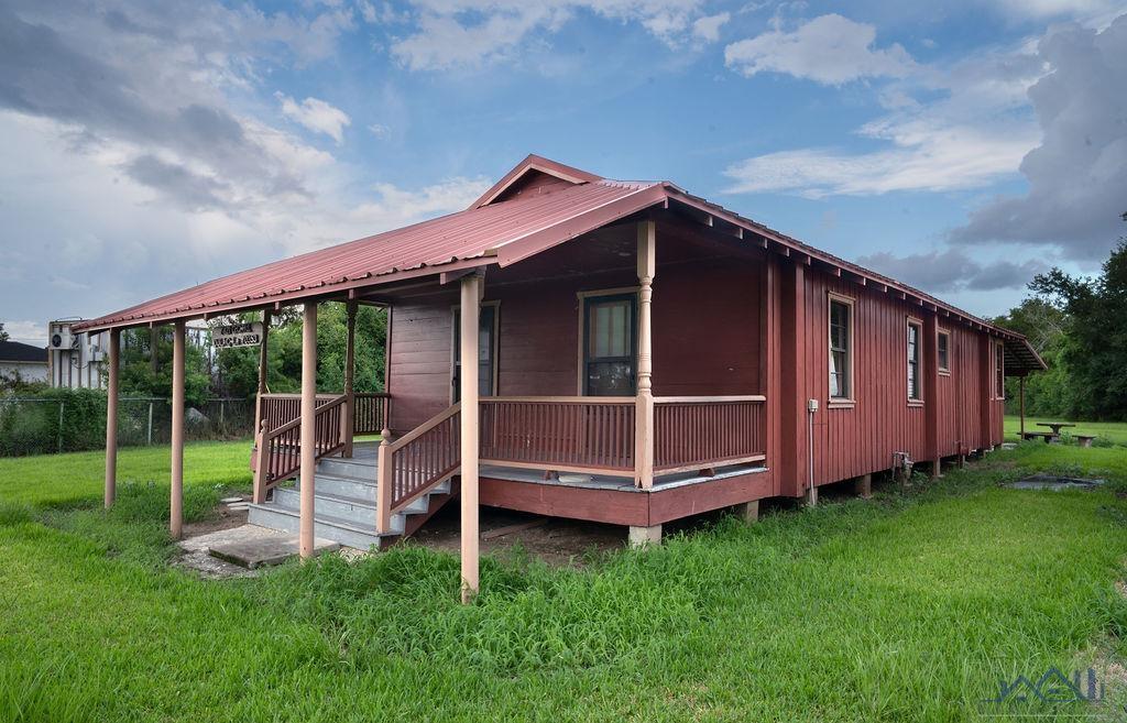 7421 Grand Caillou Road