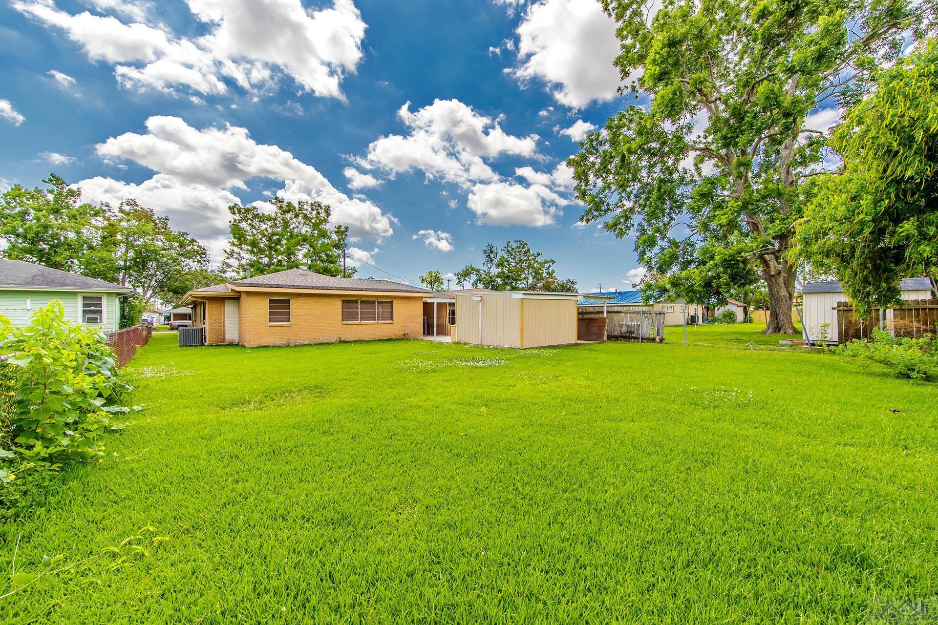 136 Wolff Parkway