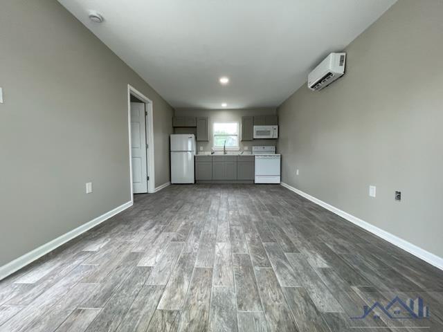 245 Magnolia St # 1 Unit: #1