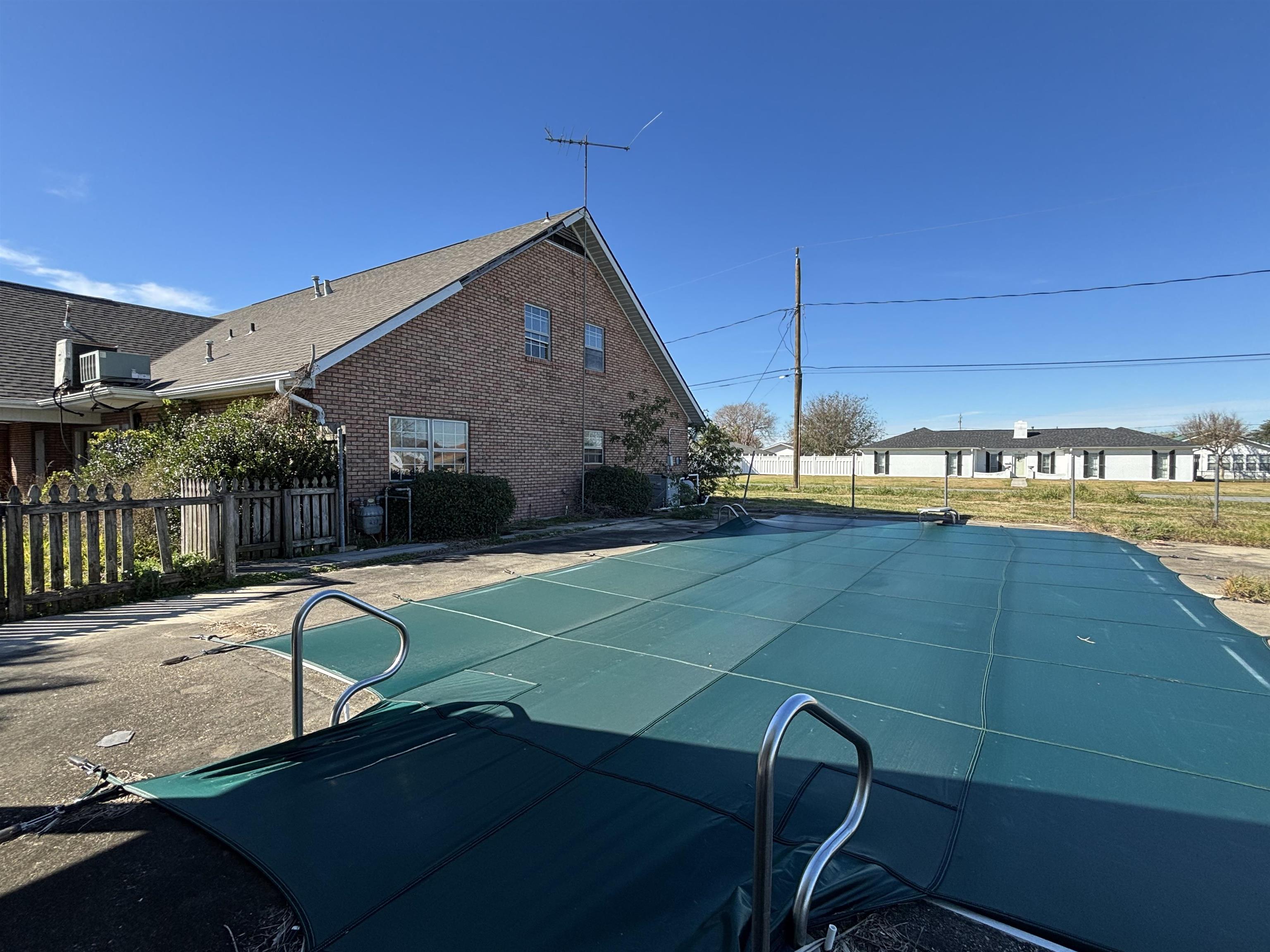 821 Barrilleaux Street