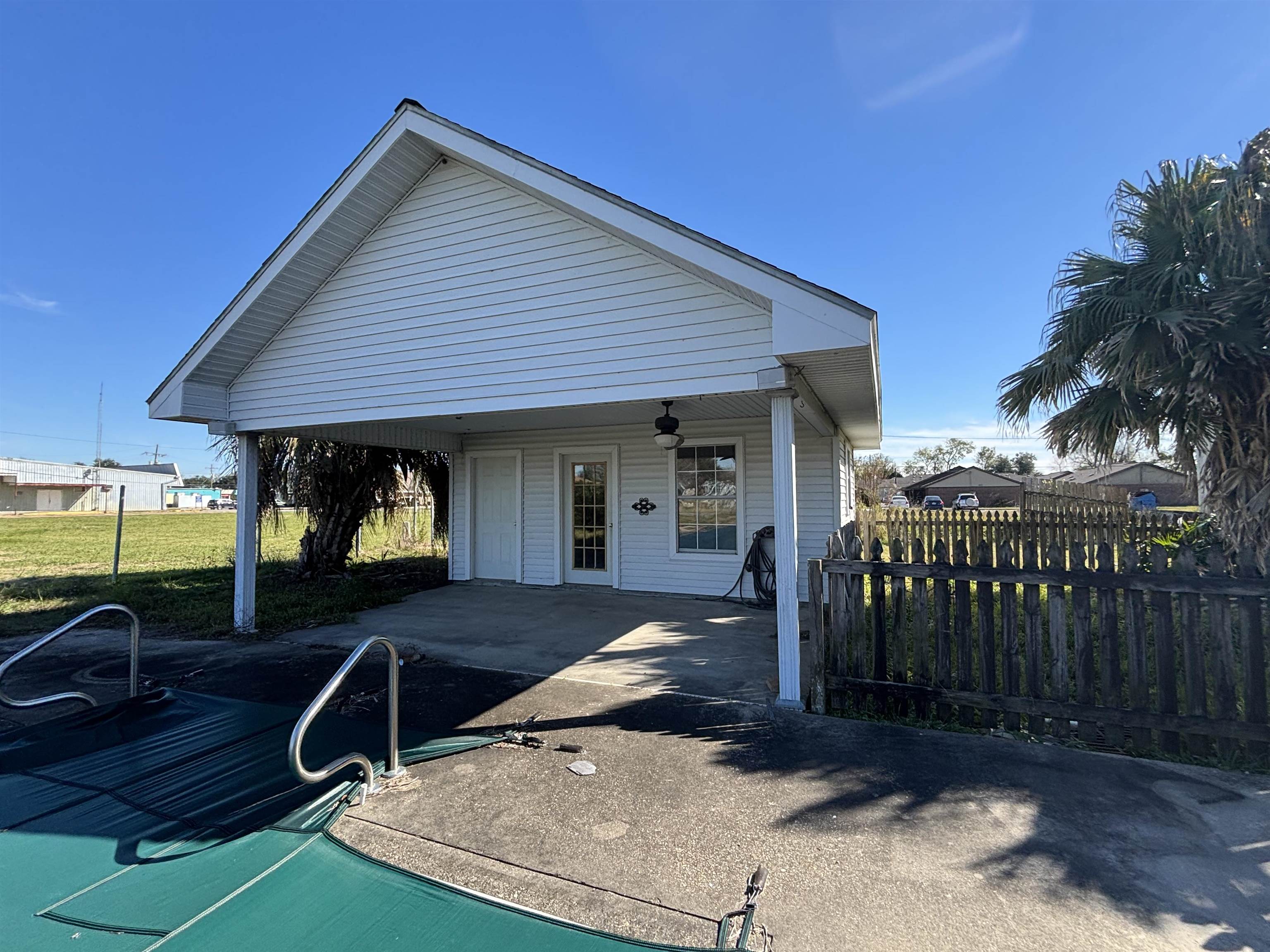 821 Barrilleaux Street