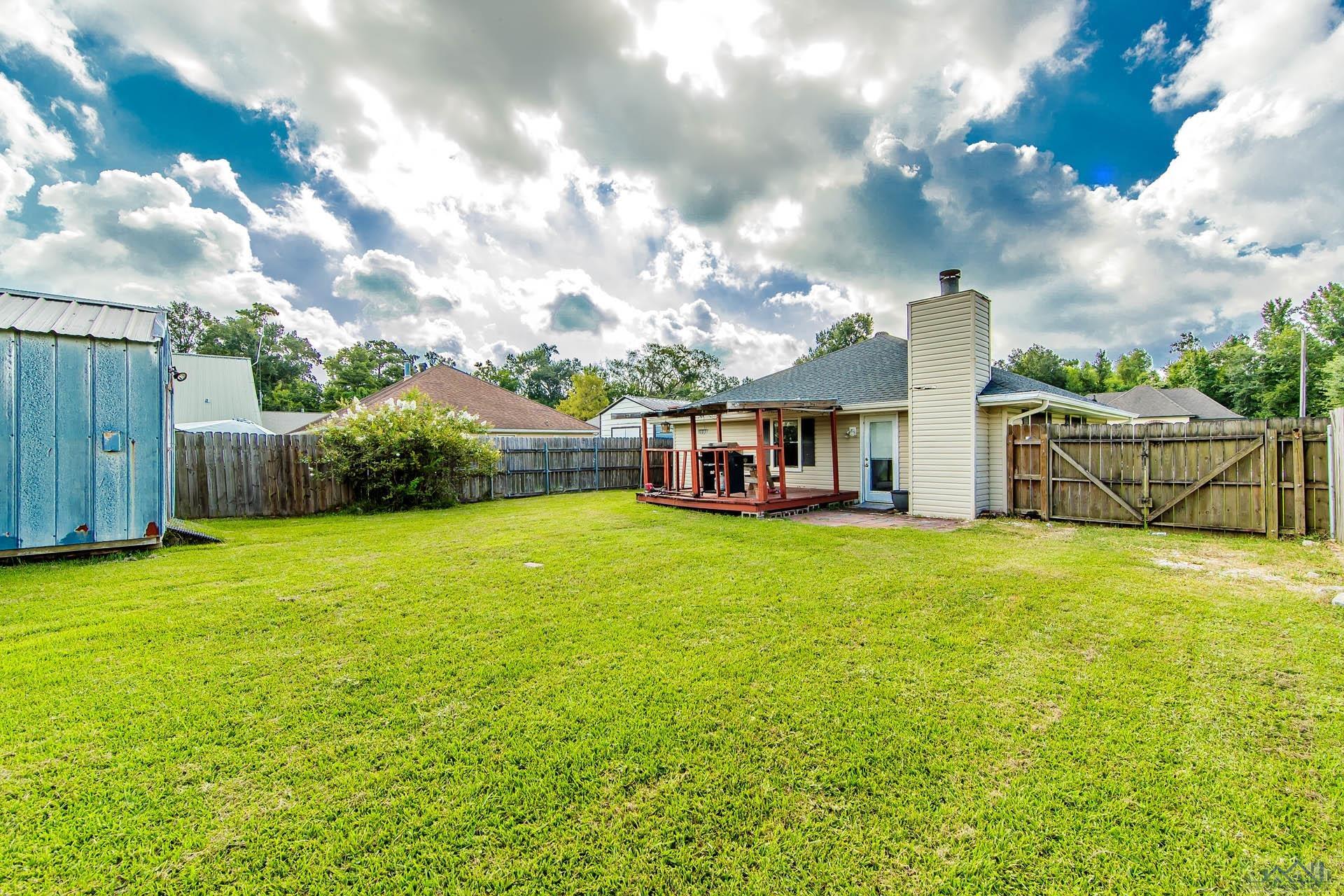 435 Tanglewood Dr