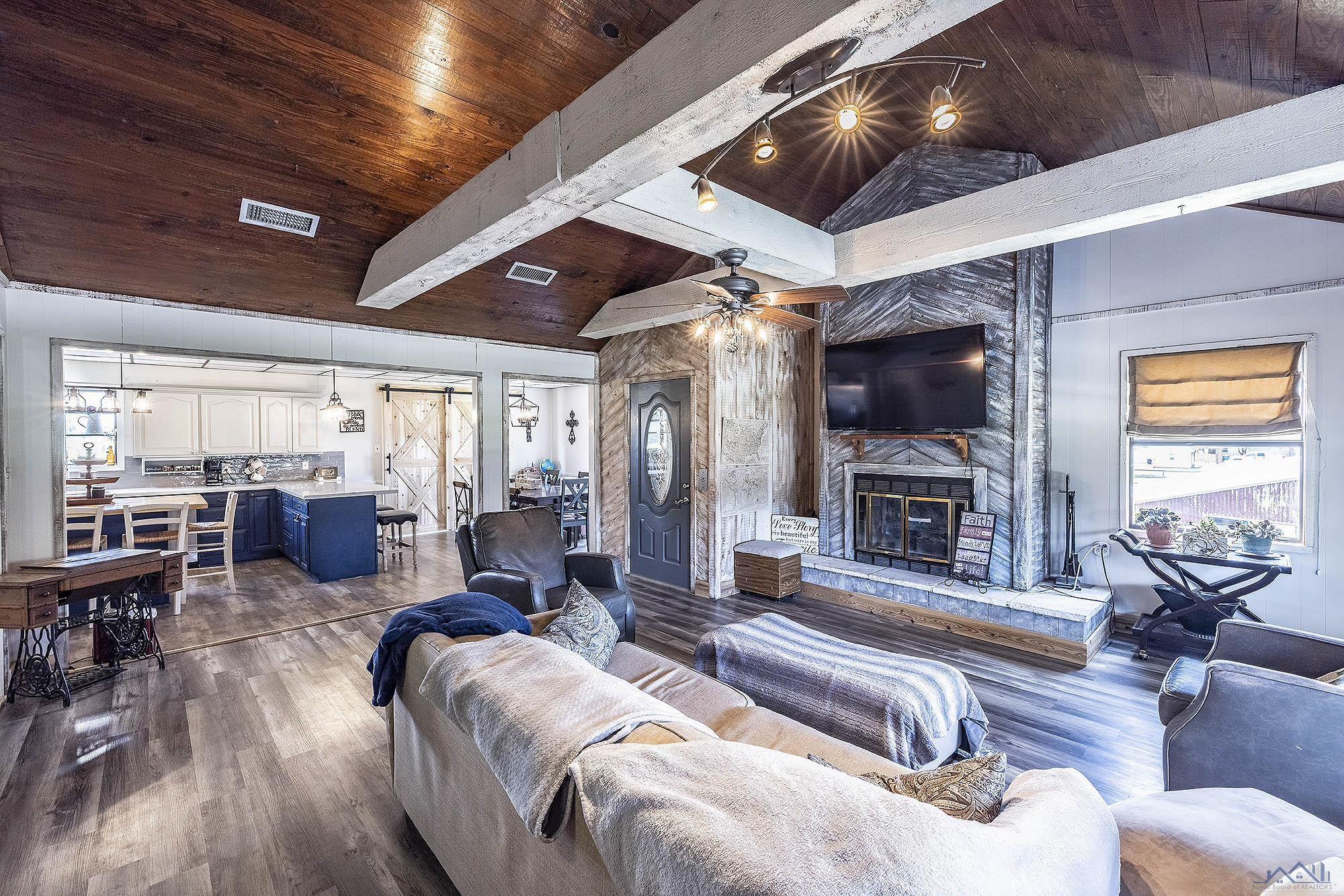 116 Ponderosa Ln