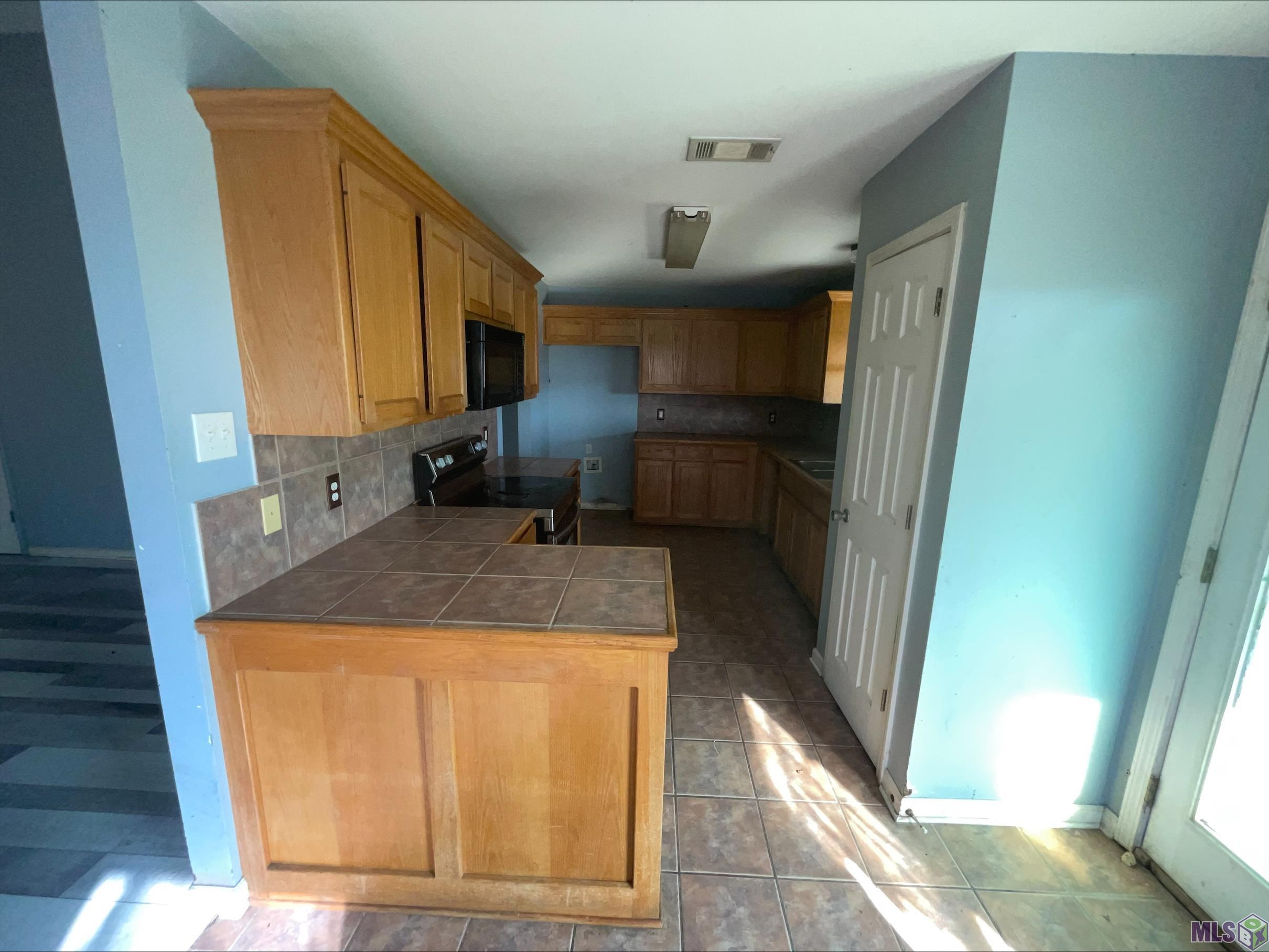 8822 Beauvoir