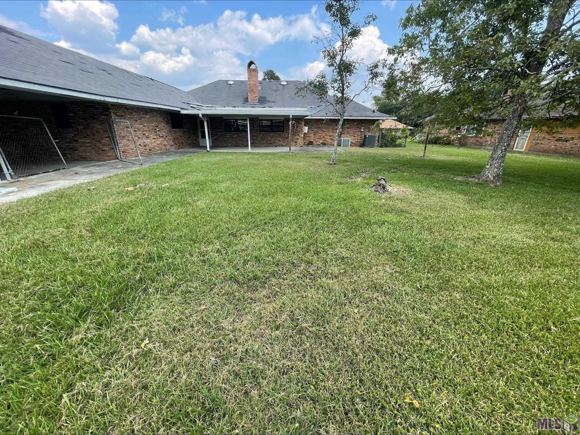 13611 Cadiz Dr