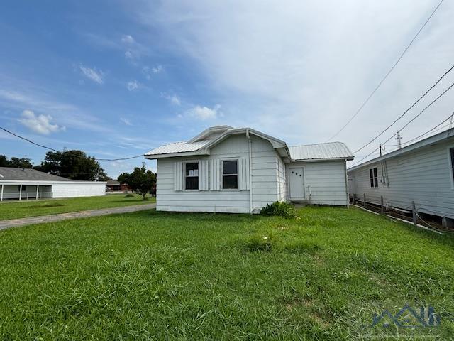 16999 East Main Street