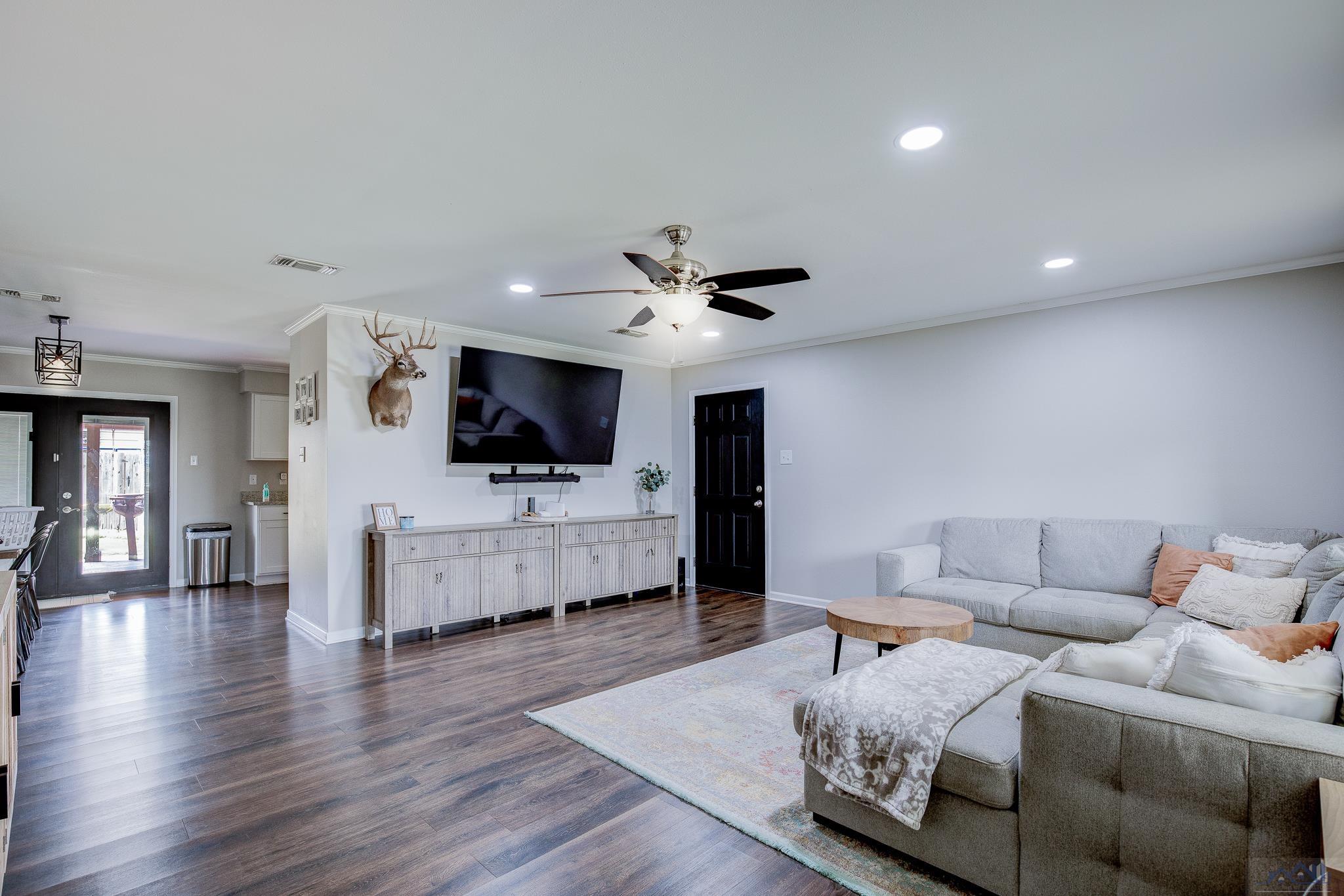 1204 Julia St