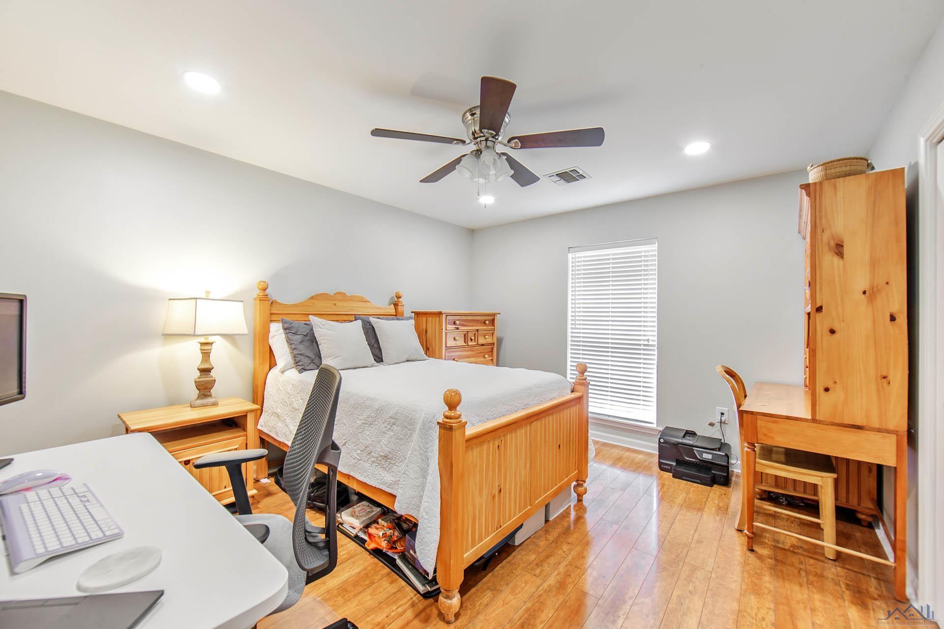 103 Ashland Dr