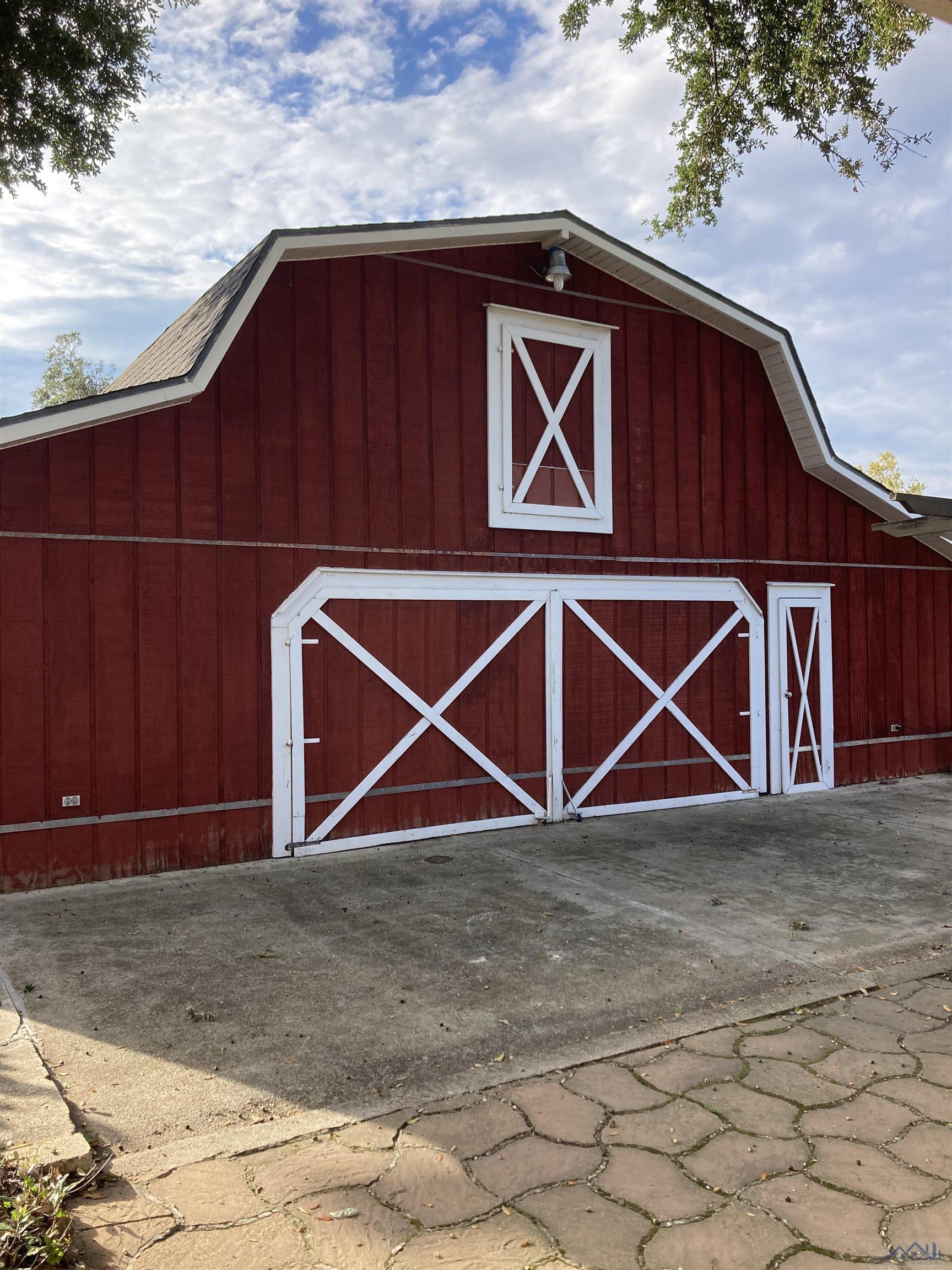 300 Coulon Rd