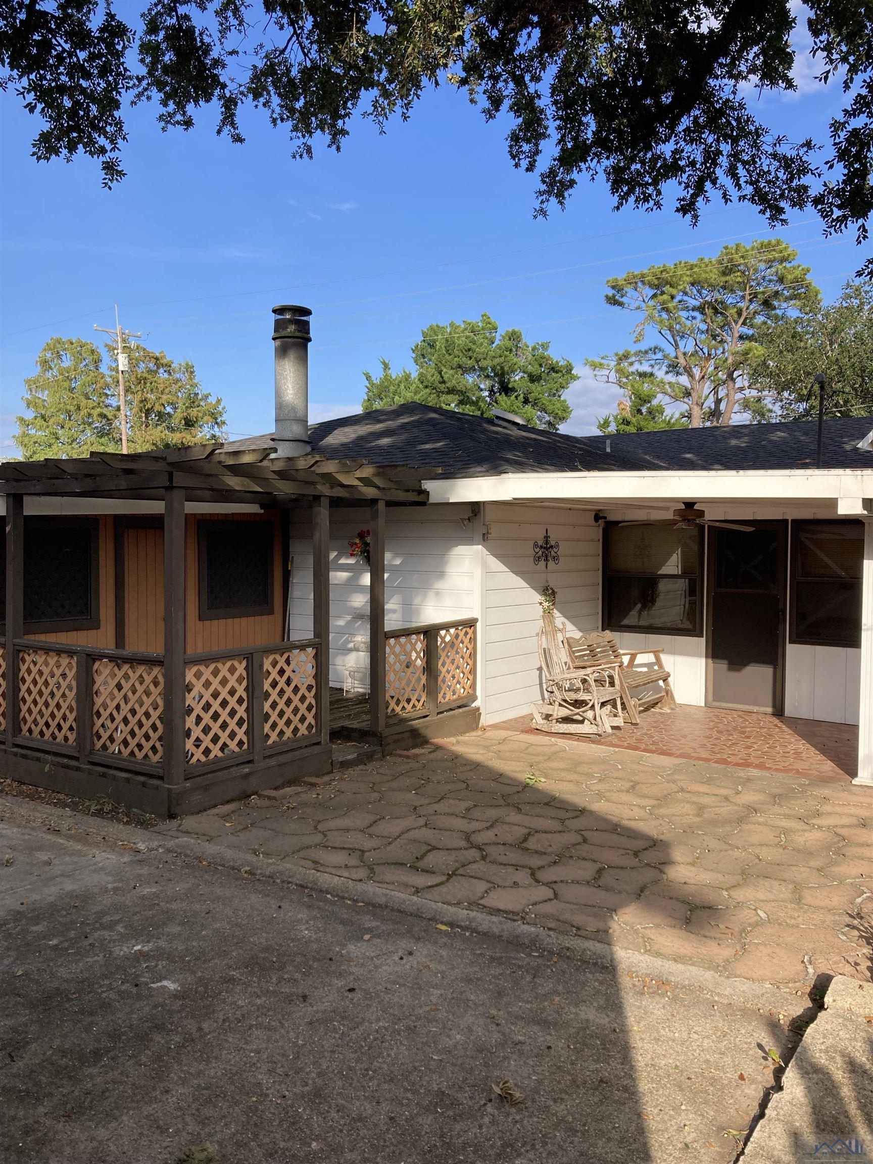 300 Coulon Rd