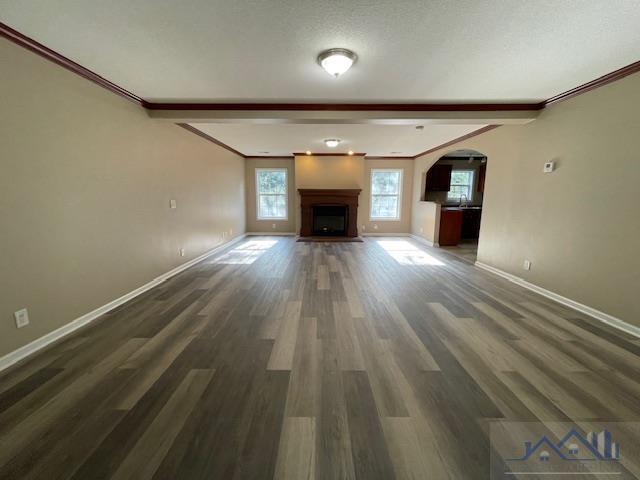 301 Paradise Ln