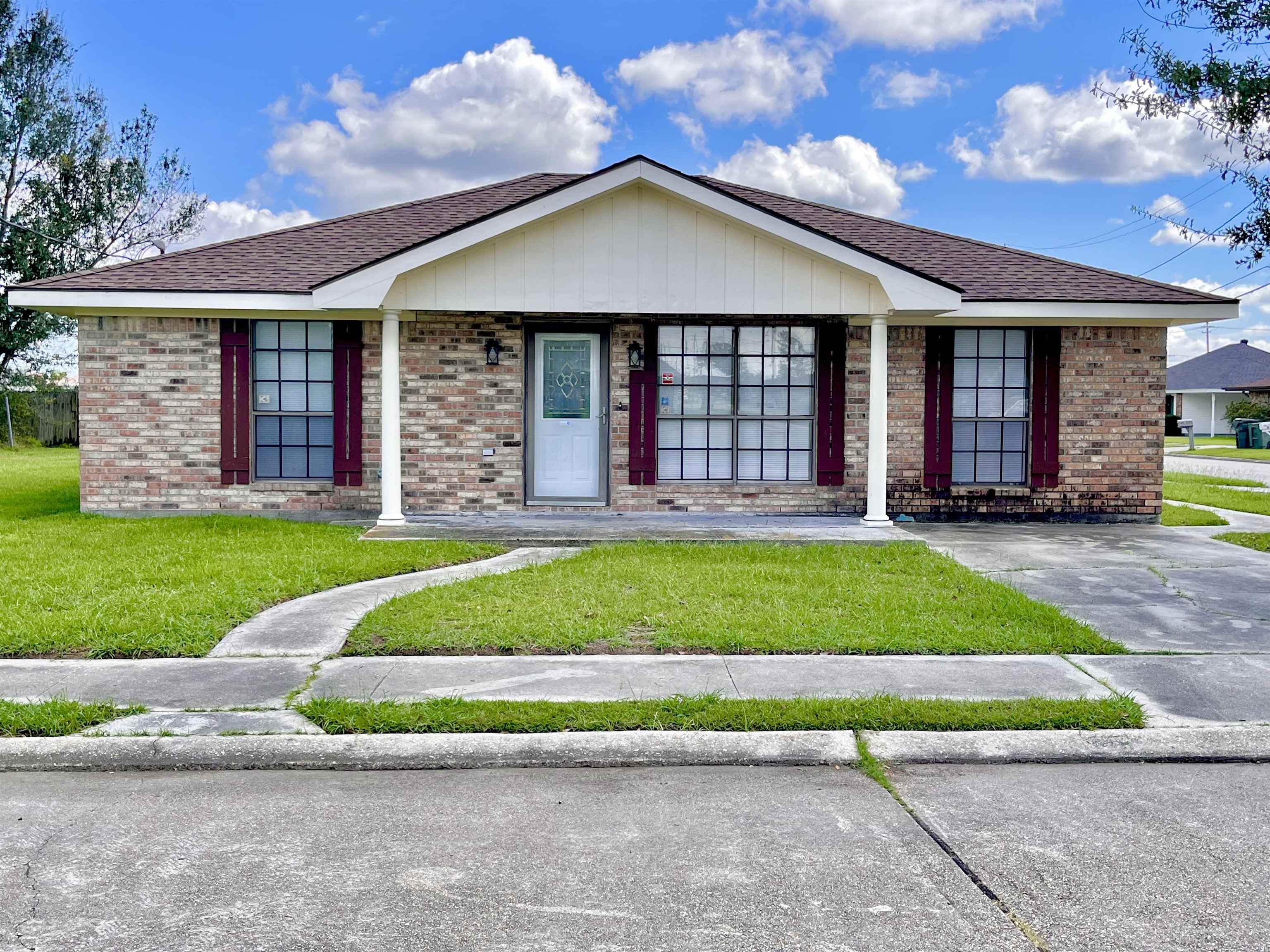 3000 Spruce Circle