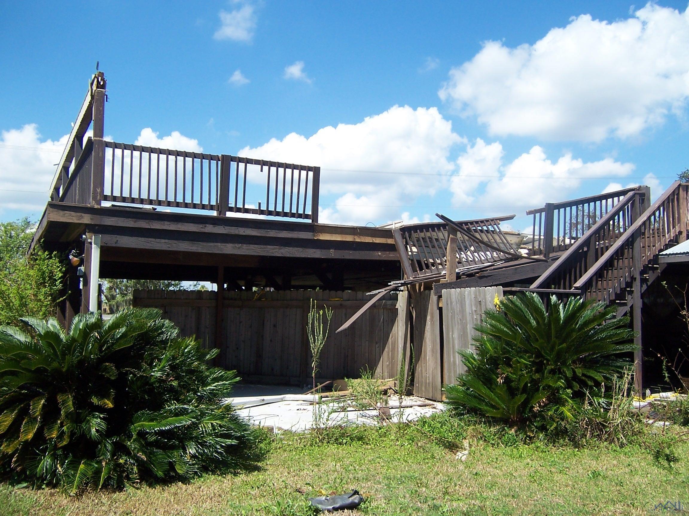 2113 Bayou Dularge Rd