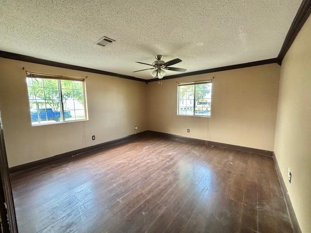183 Suzanne St