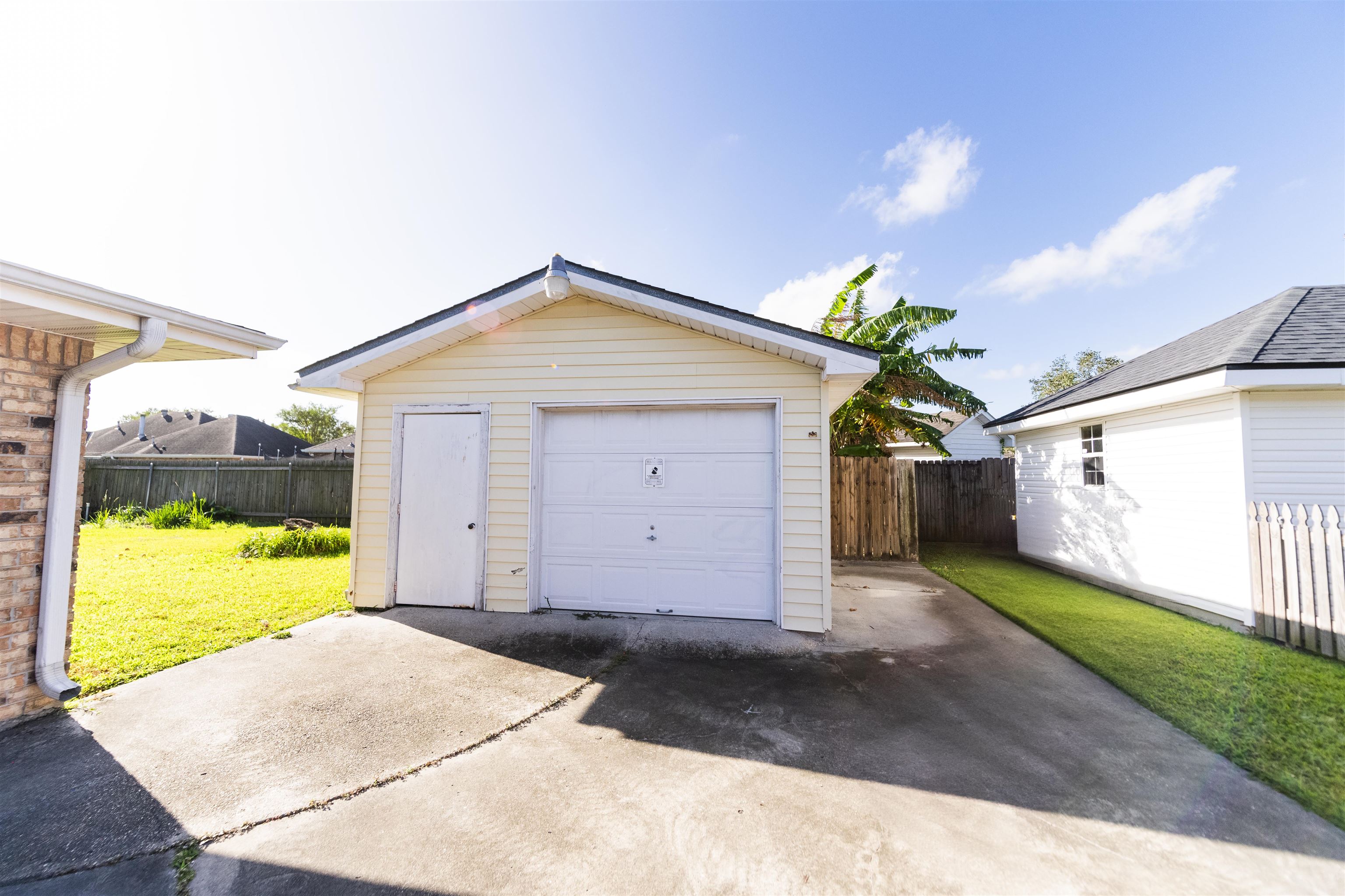 1708 Harvest Dr