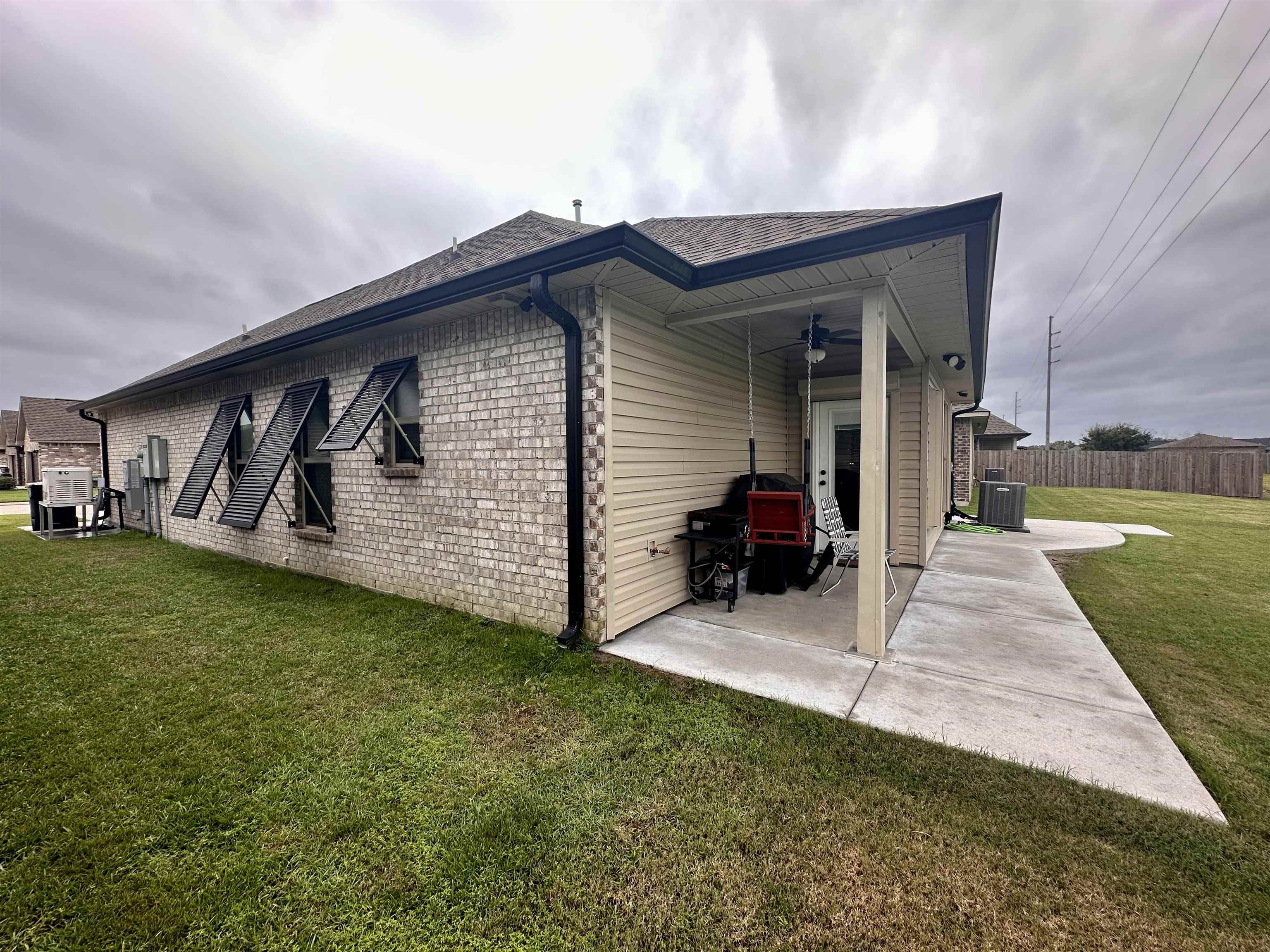 289 Adele Dr