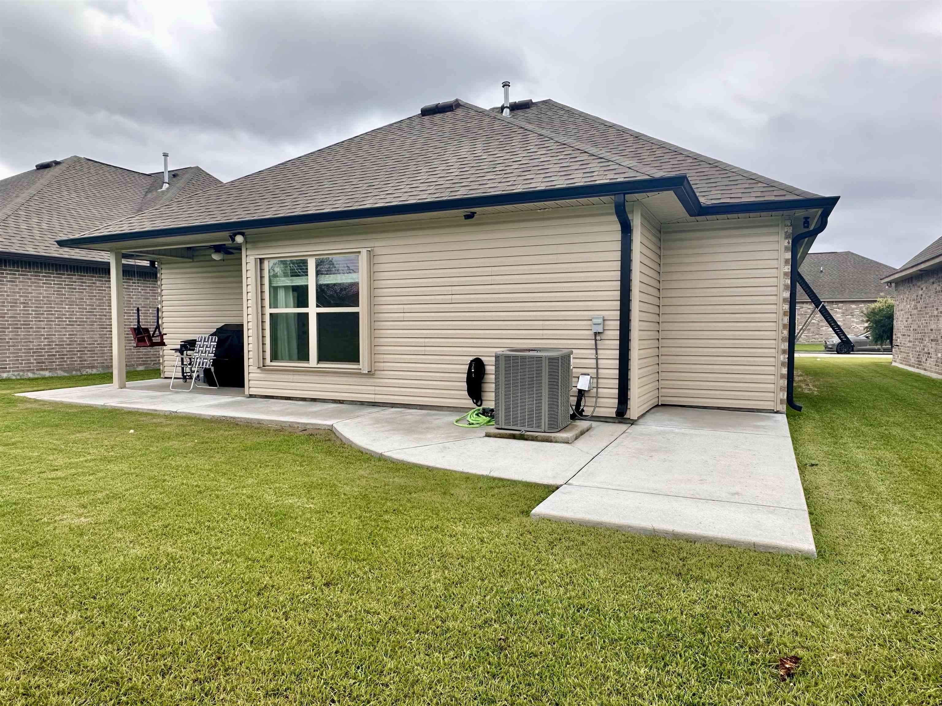 289 Adele Dr