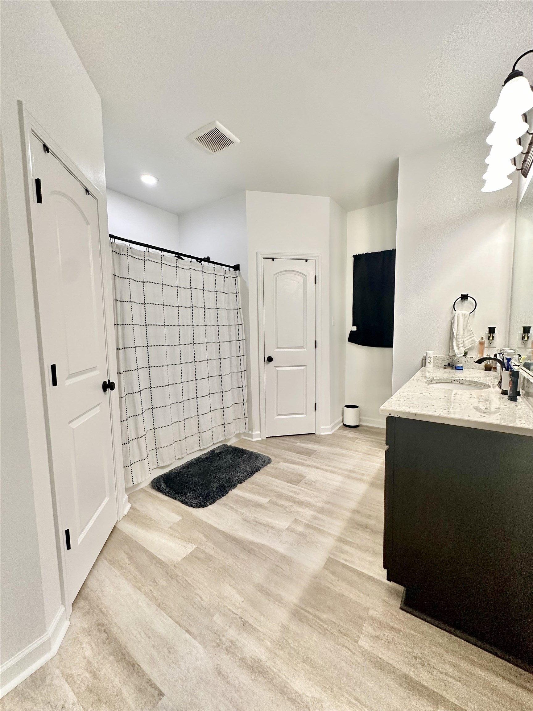 289 Adele Dr