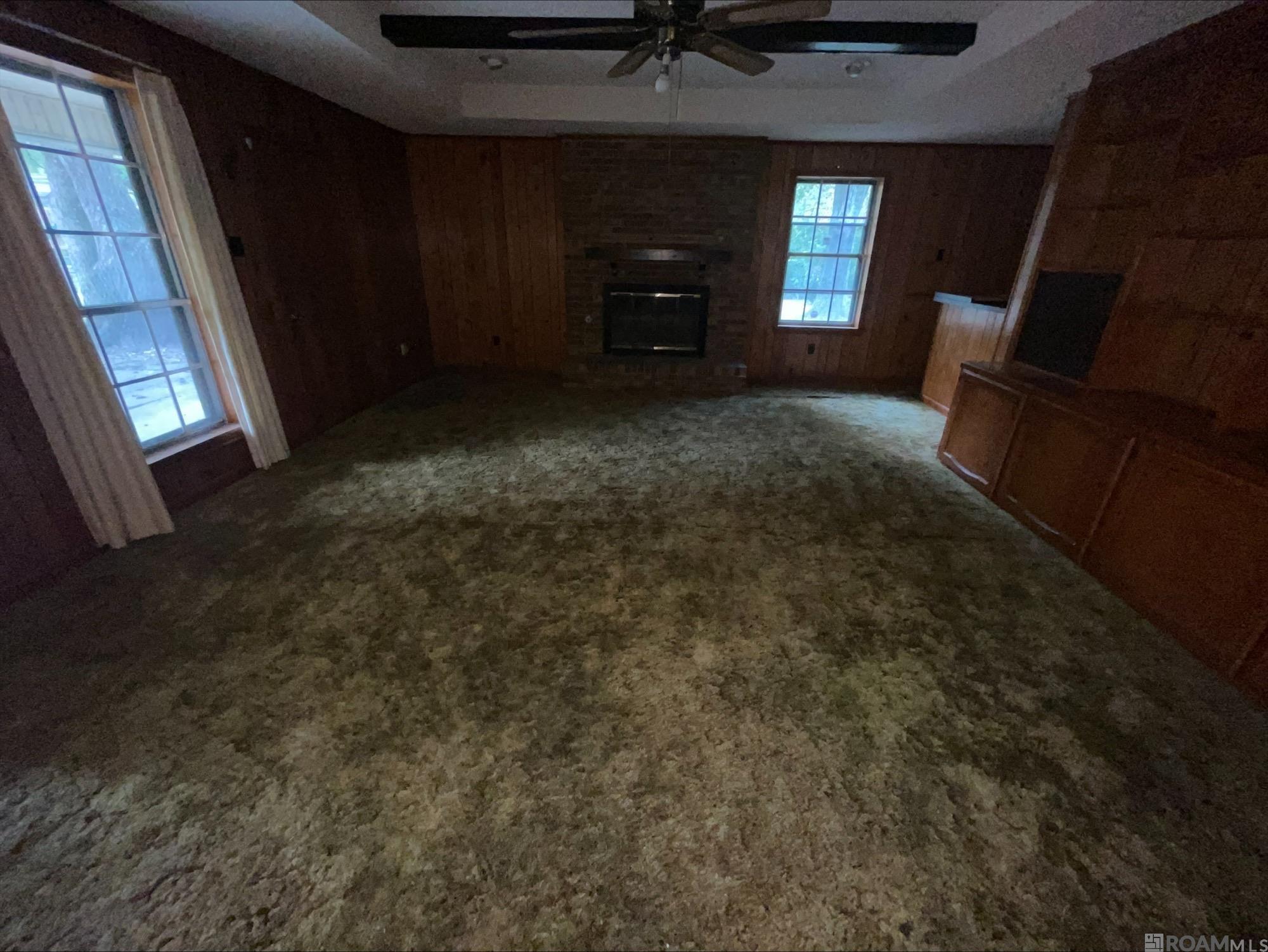 12915 Driftwood Dr