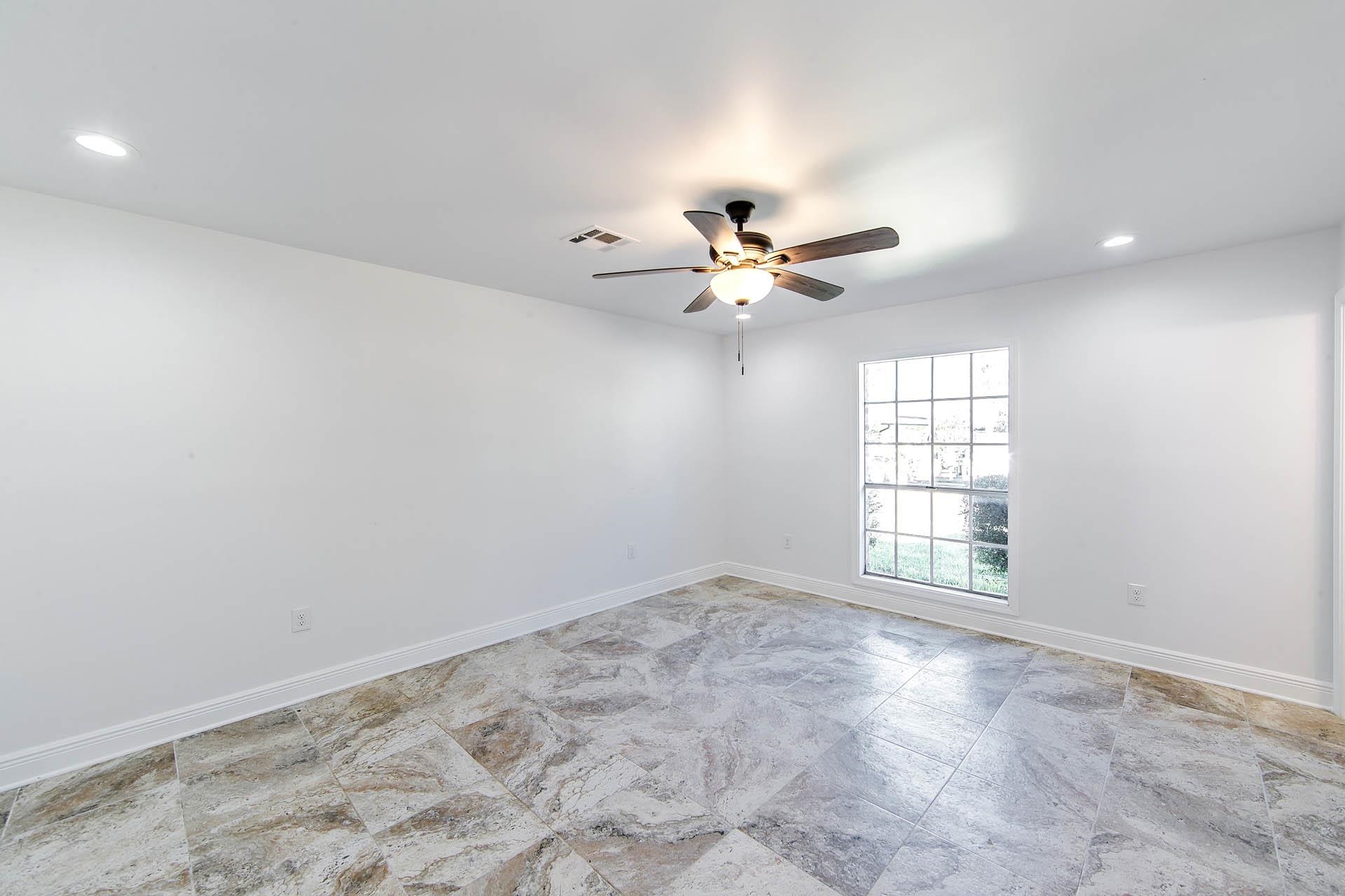 410 Summerfield Dr