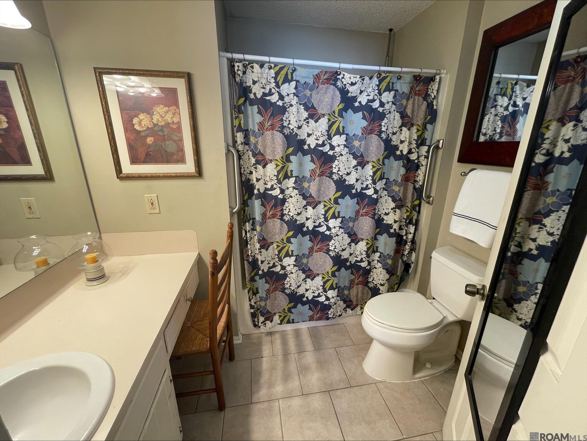 2245 King Arthur Blvd # 12C Unit: #12C