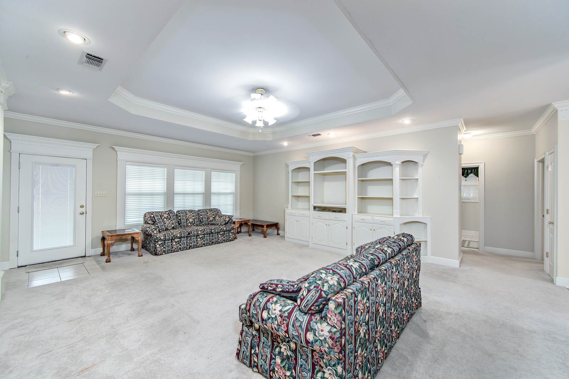 7 Cambridge Circle