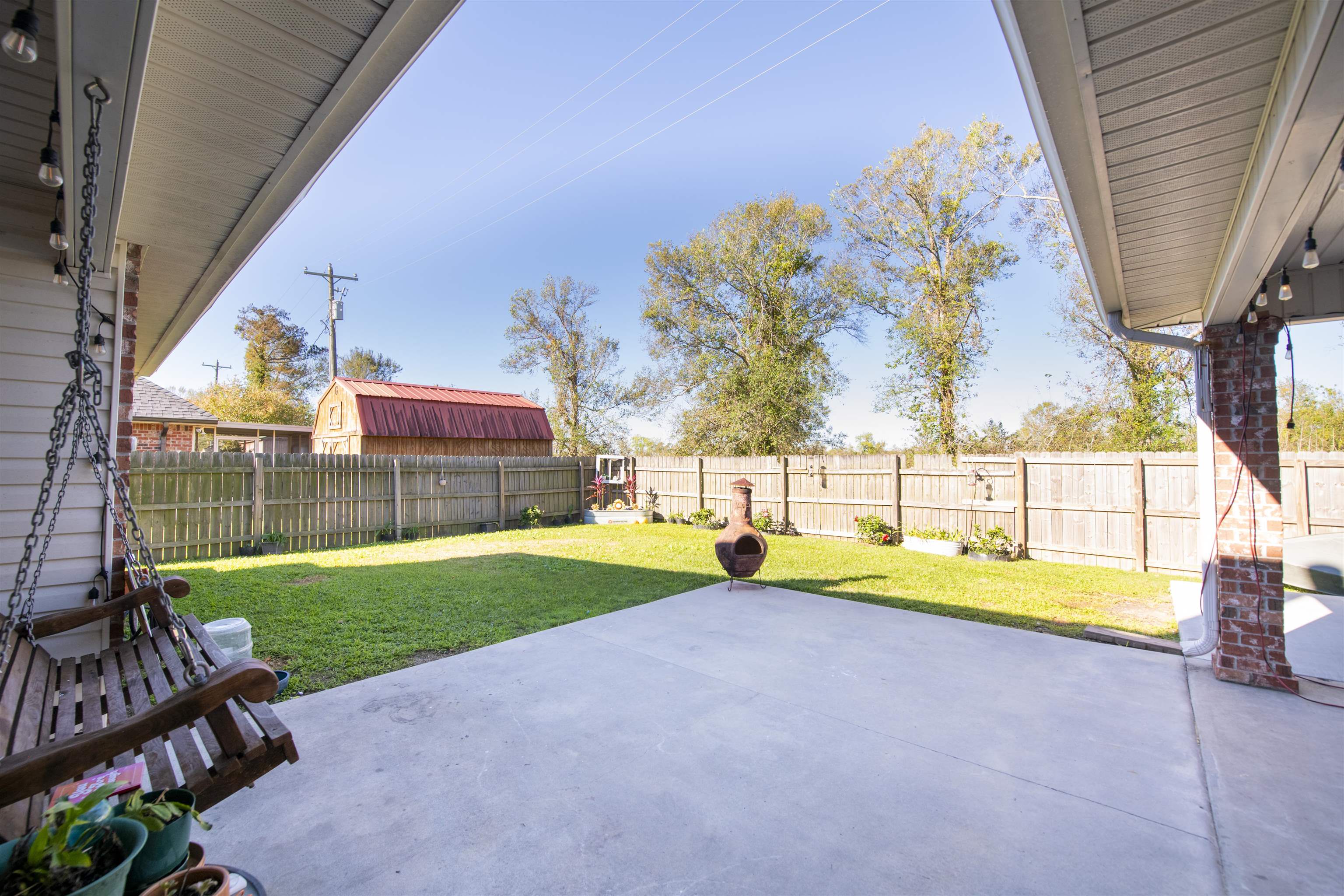 225 Julie St