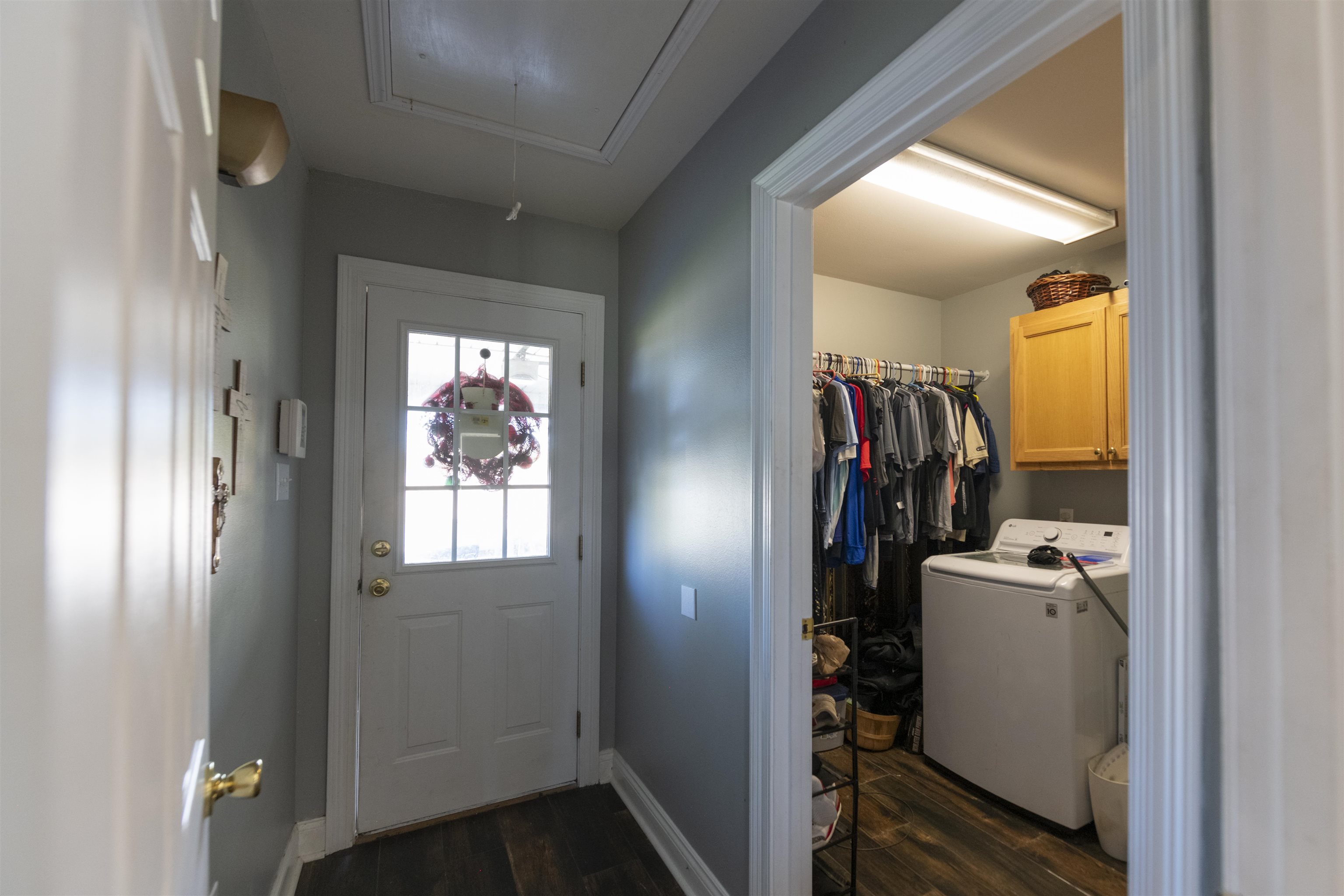 225 Julie St