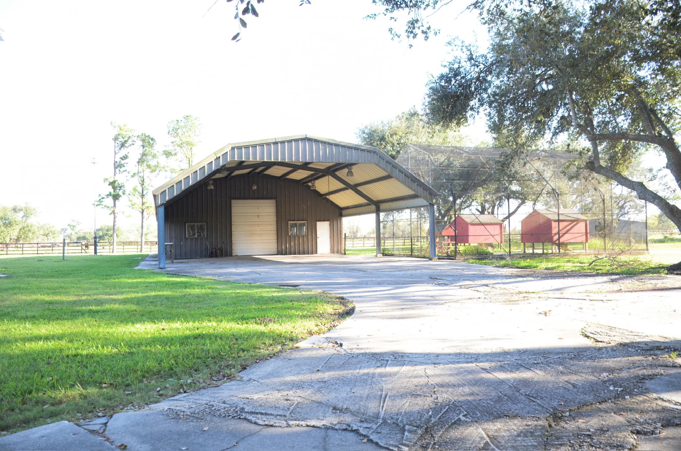 317 Bayou Blue Rd