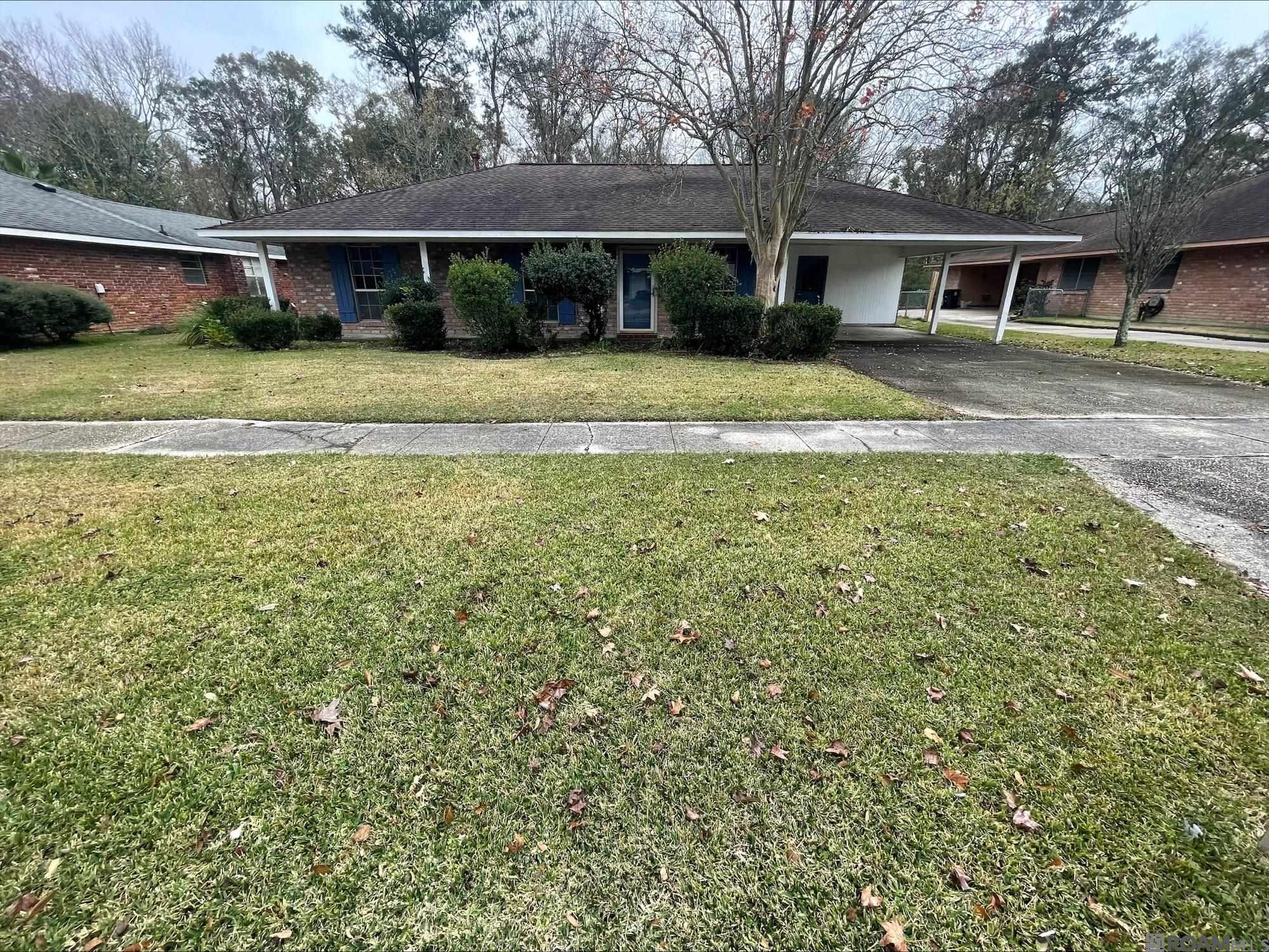 16736 Appomatox Ave