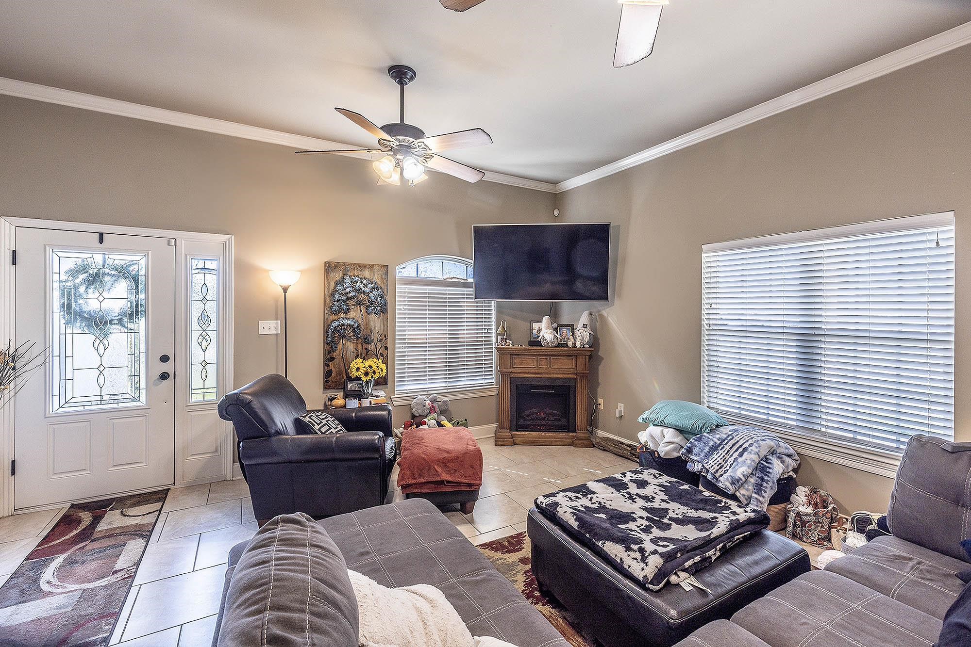 3332 Copperwood Dr