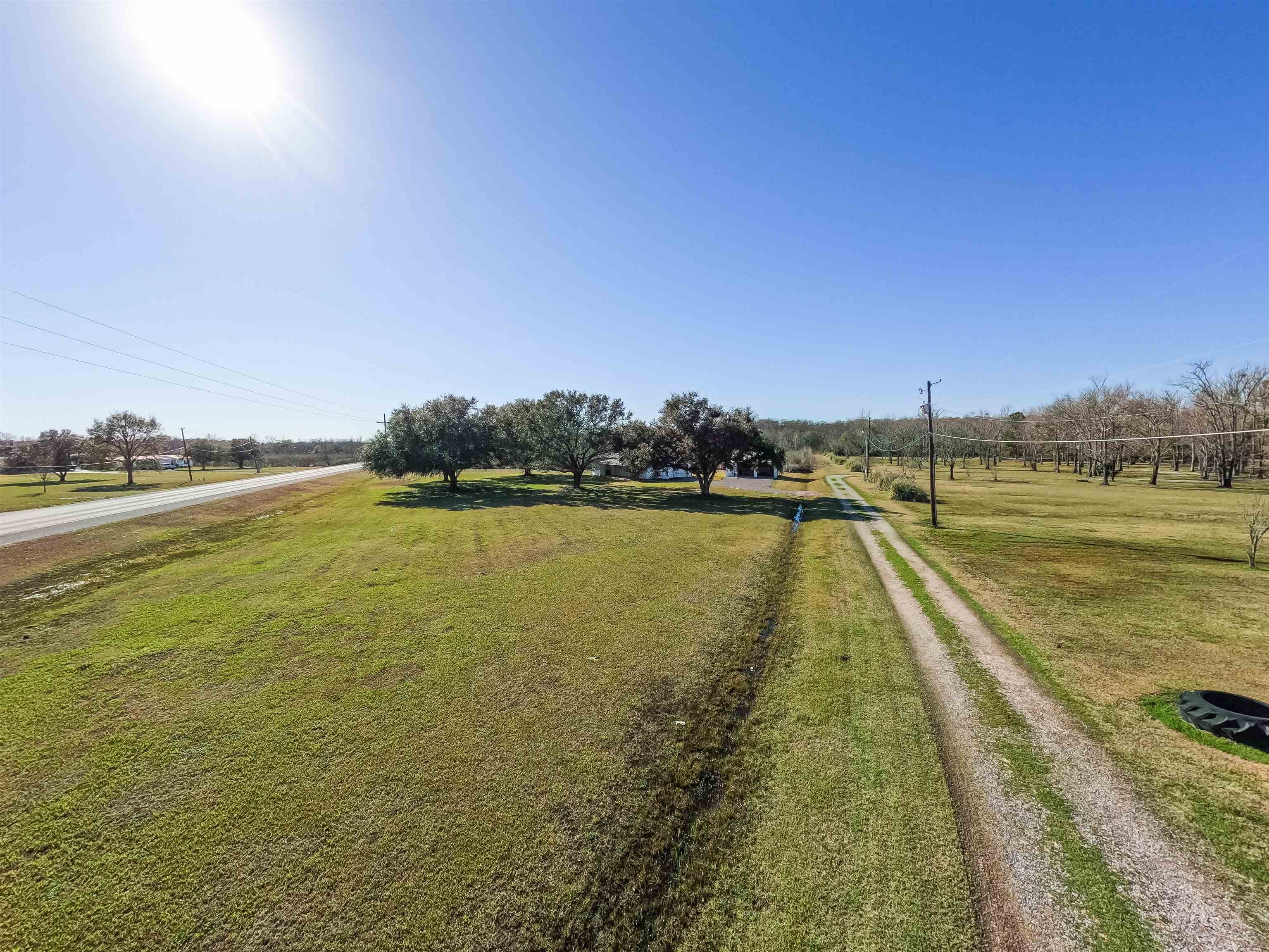 876 Highway 398