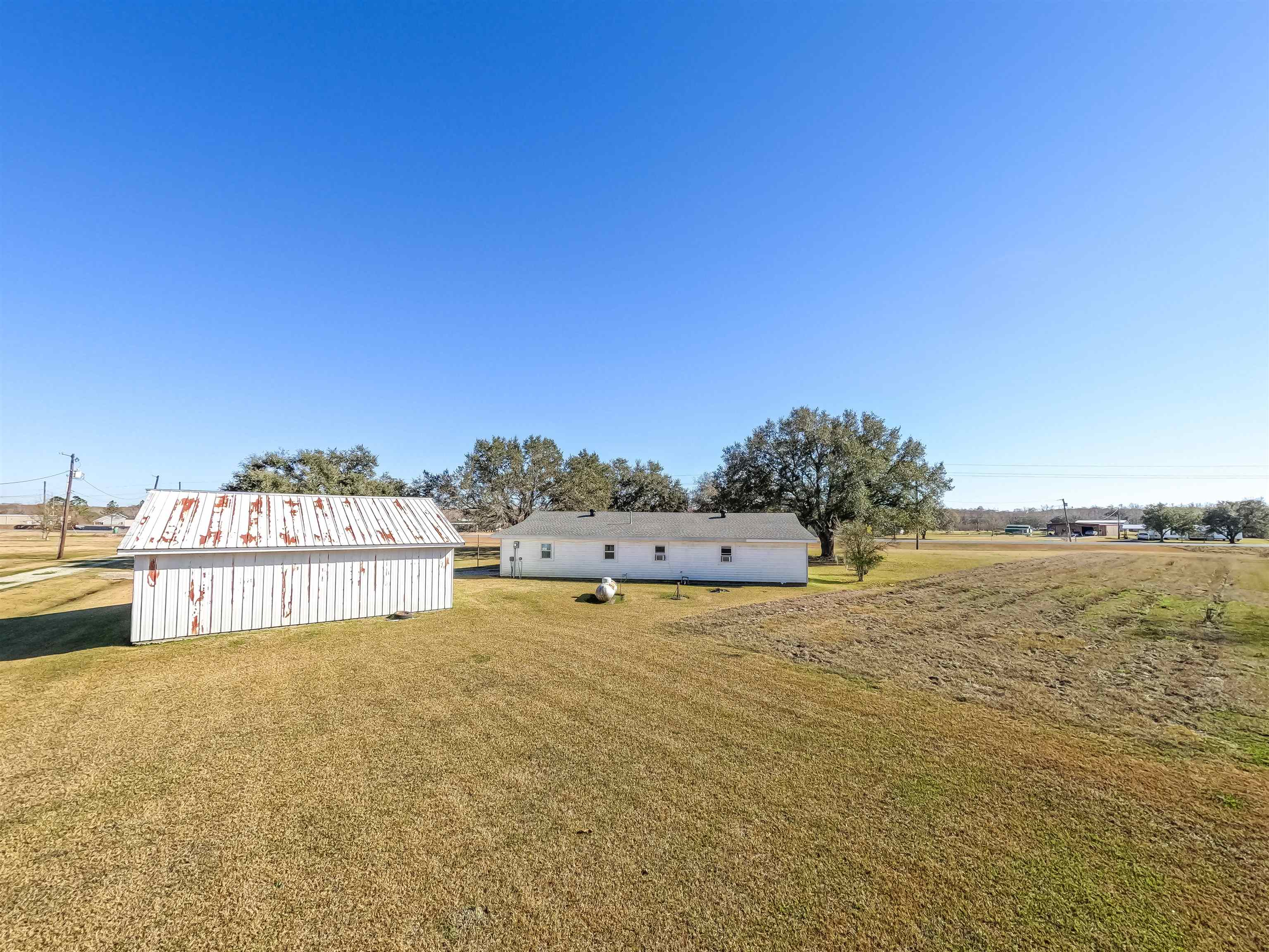 876 Highway 398