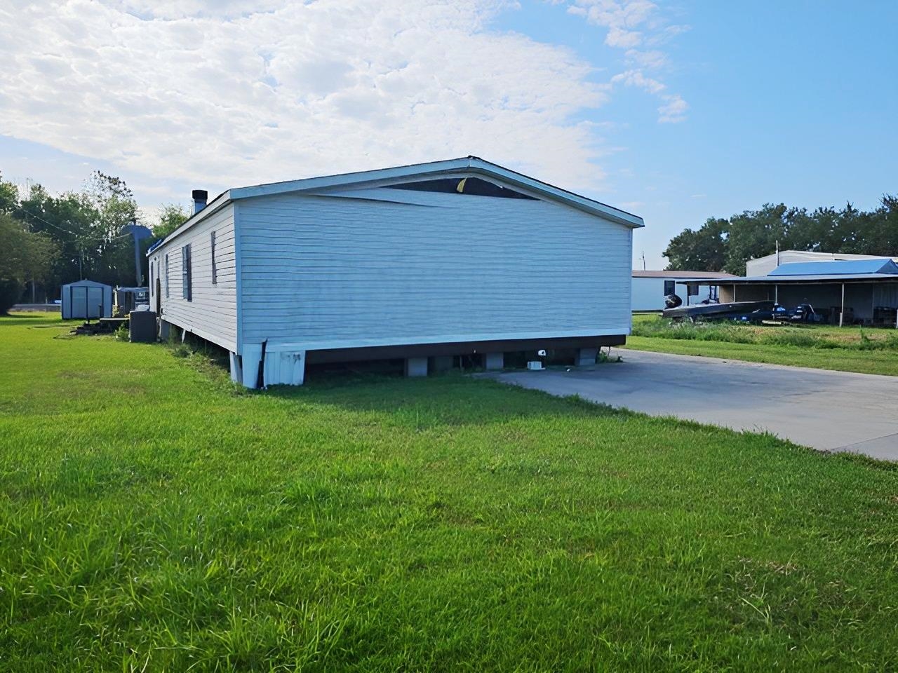 318 Nora T Ln