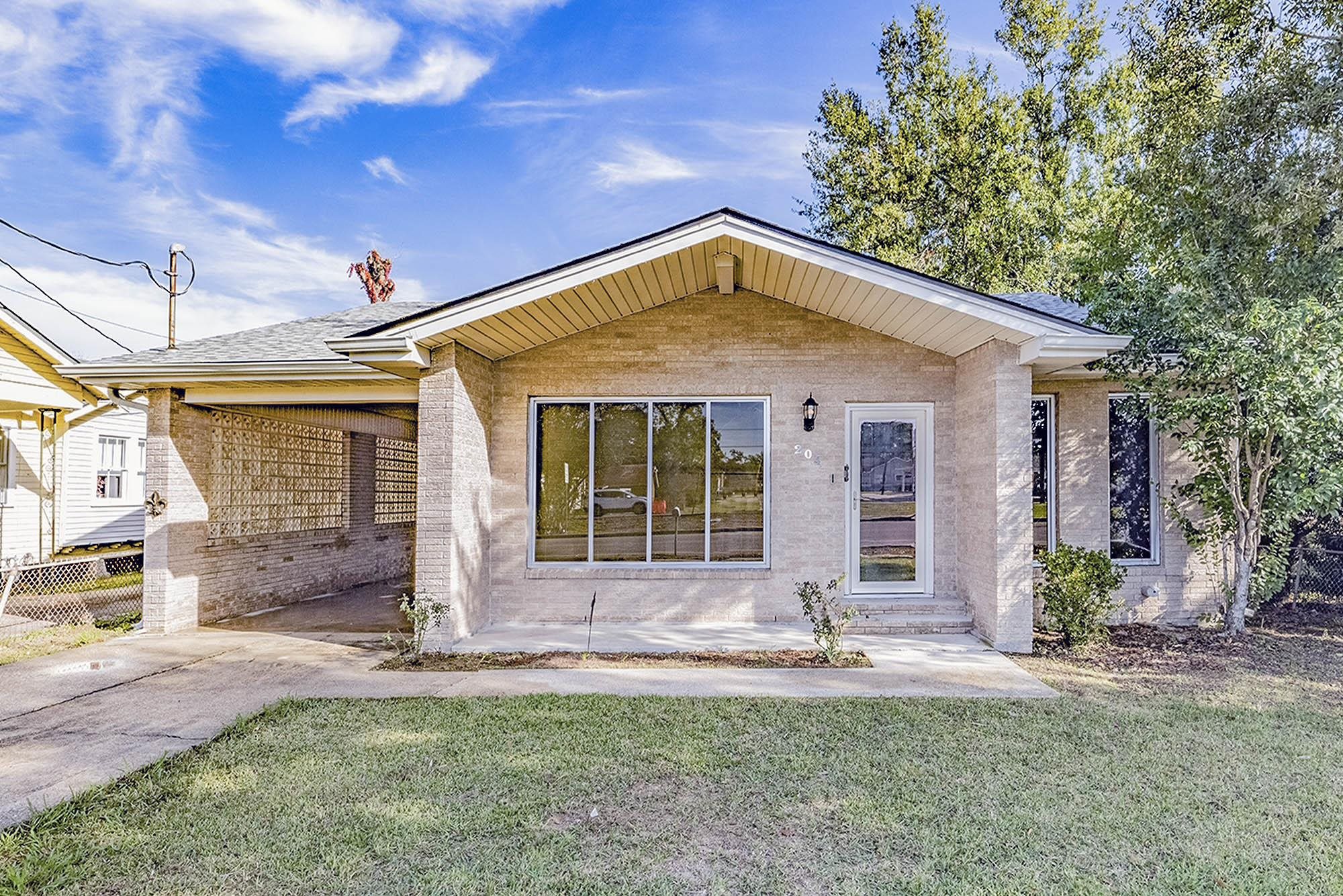 204 New Orleans Boulevard