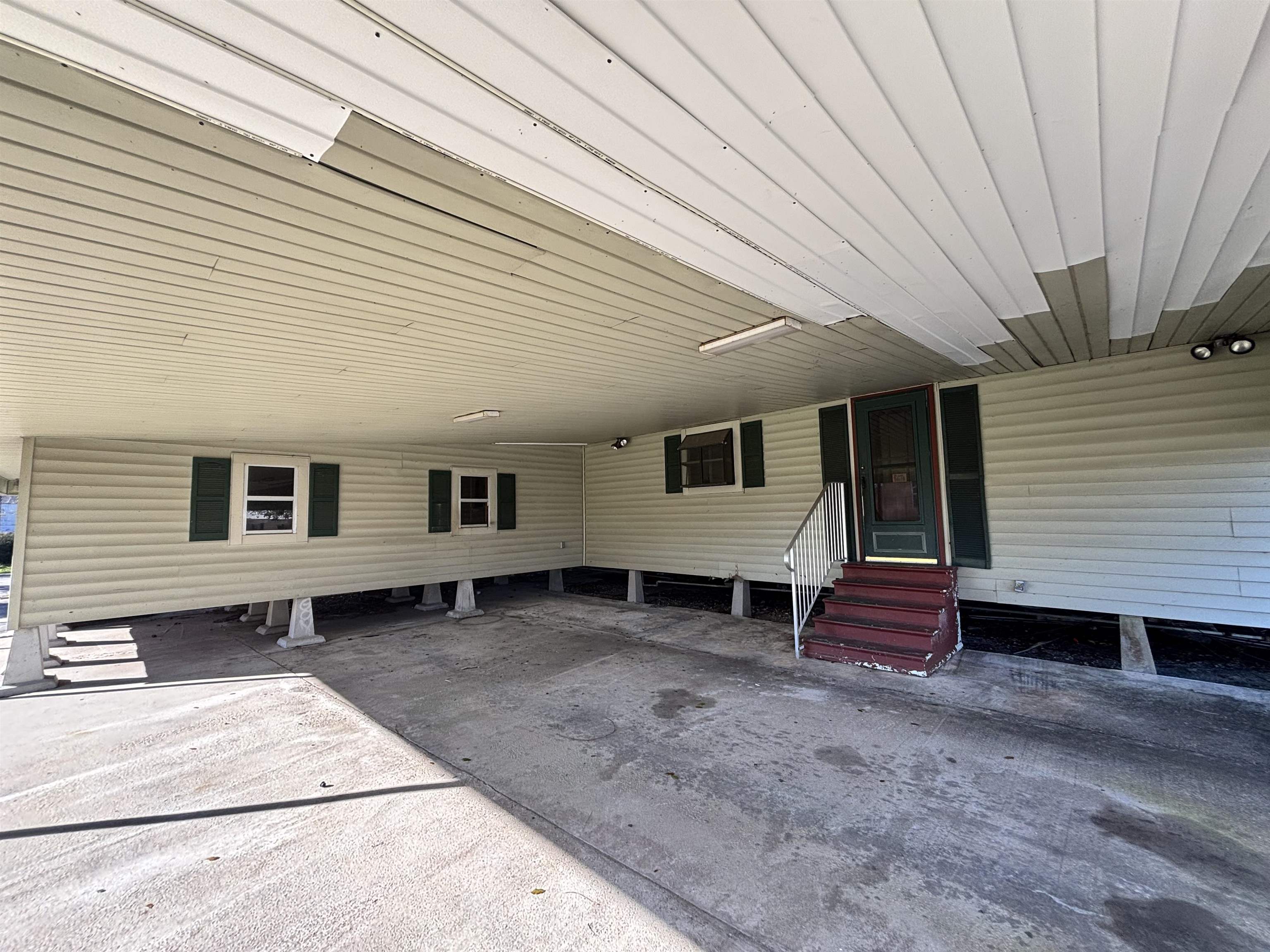 109 Pellegrin Street