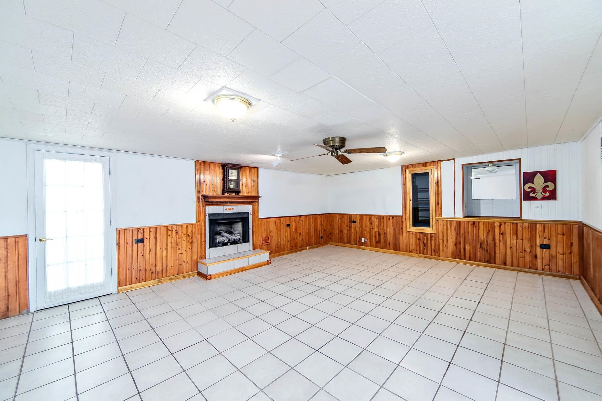 312 Buquet Street