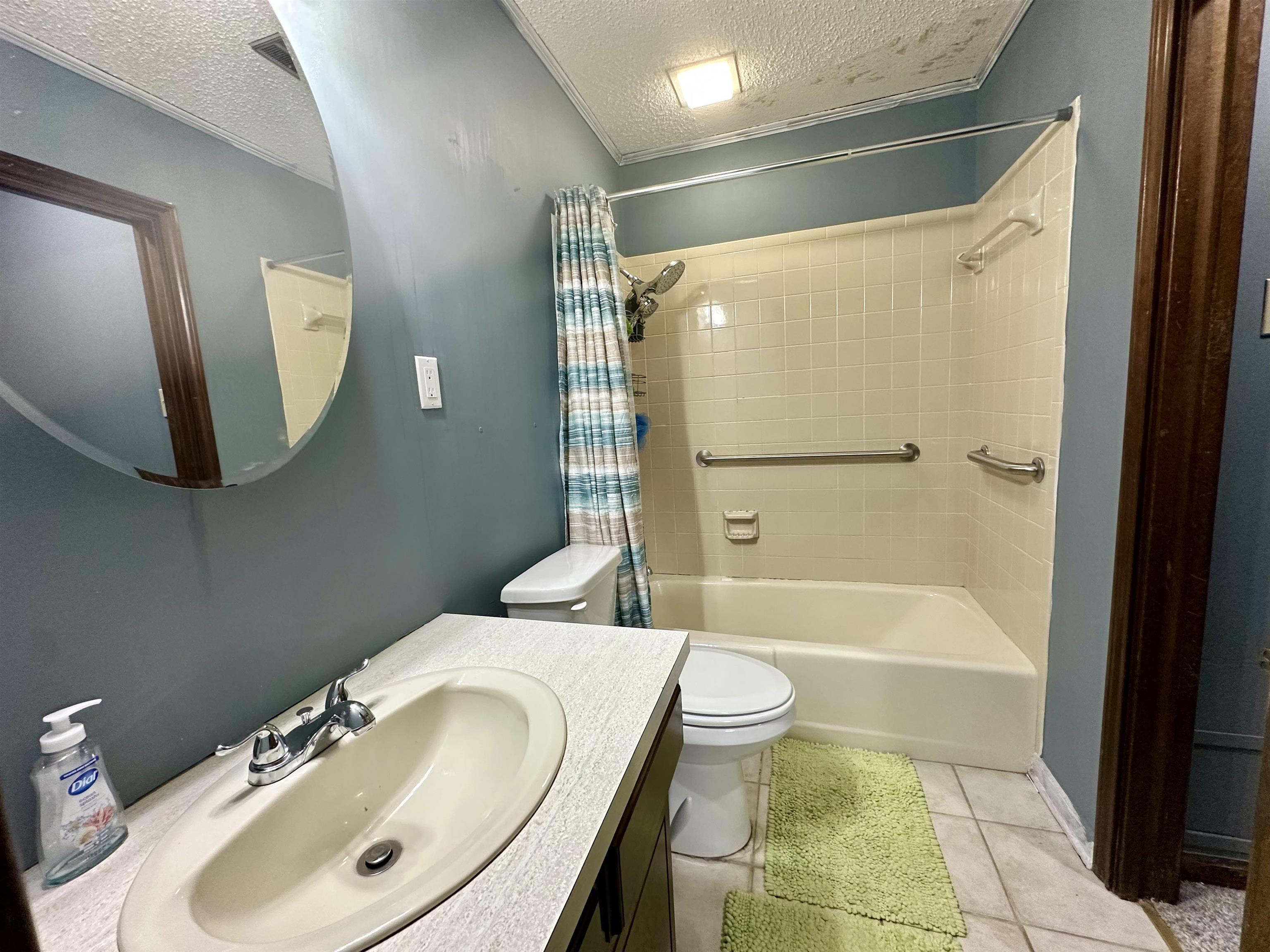 207 Marshall Dr