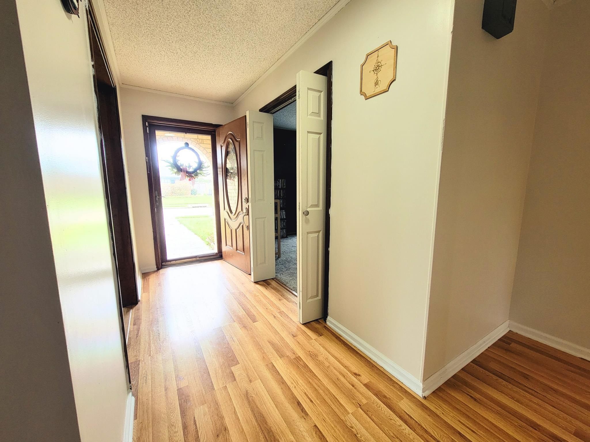 207 Marshall Dr