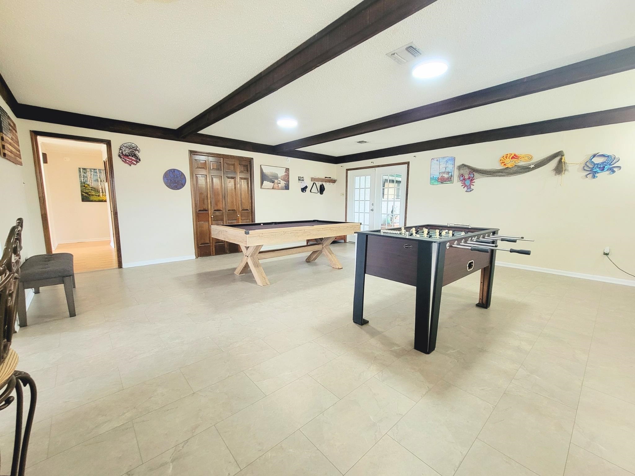 207 Marshall Dr