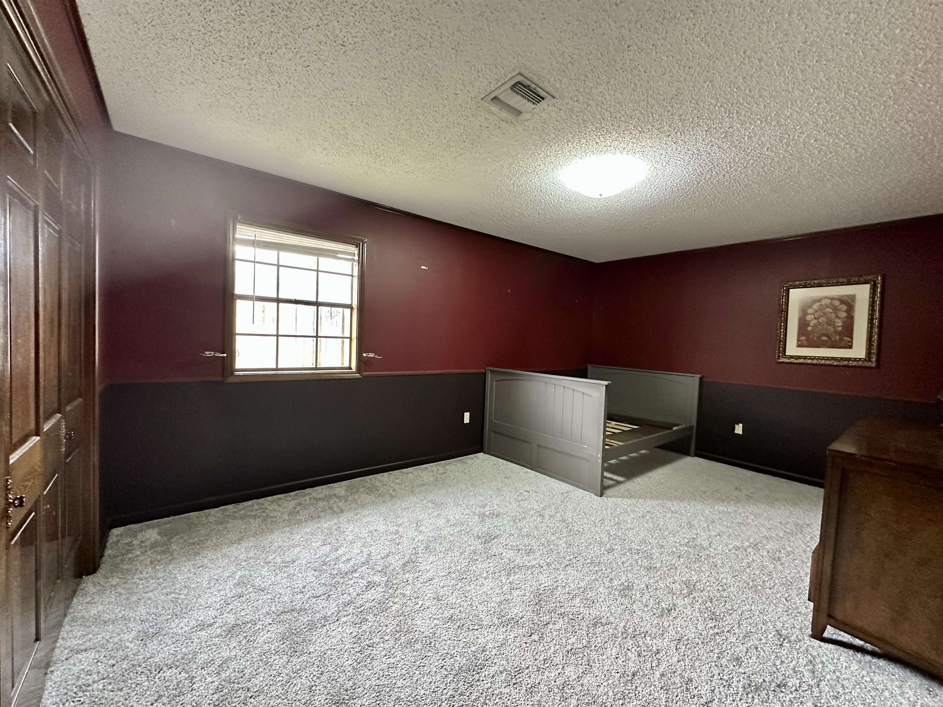 207 Marshall Dr