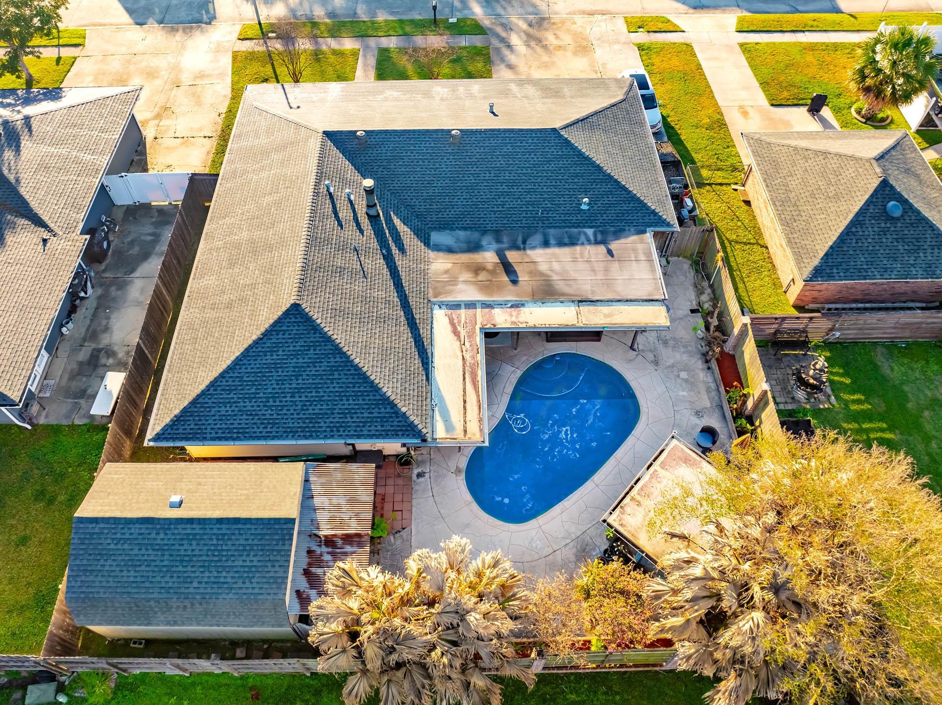 1410 Levee Drive