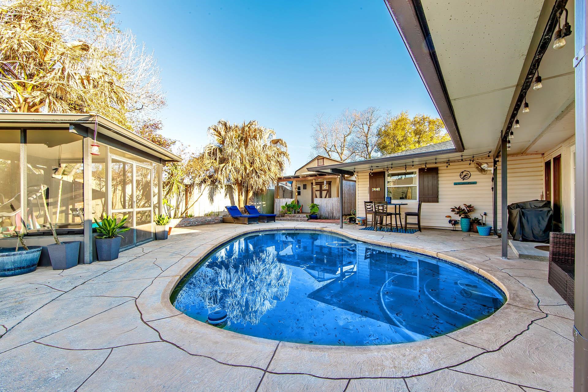 1410 Levee Drive
