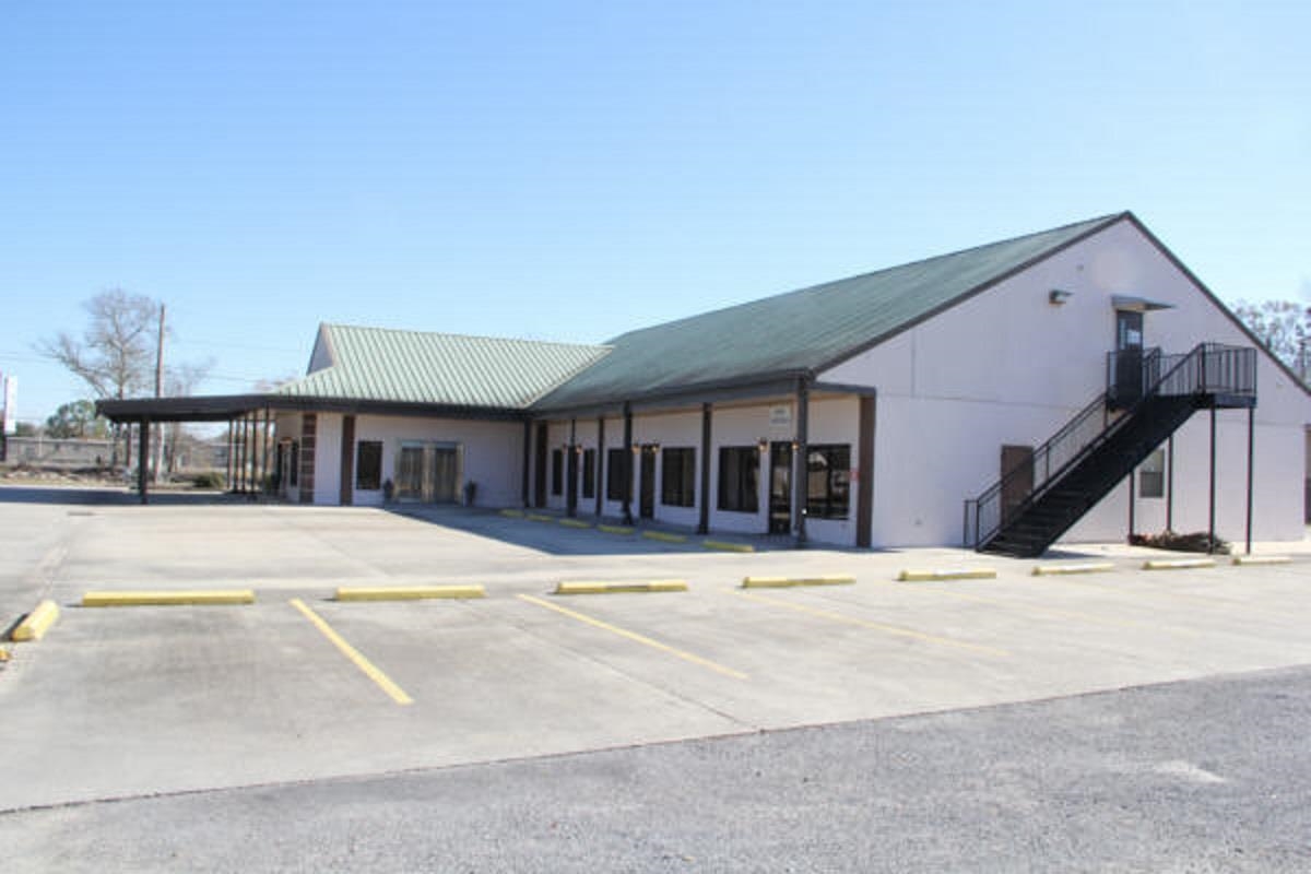 4266 West Main Street
