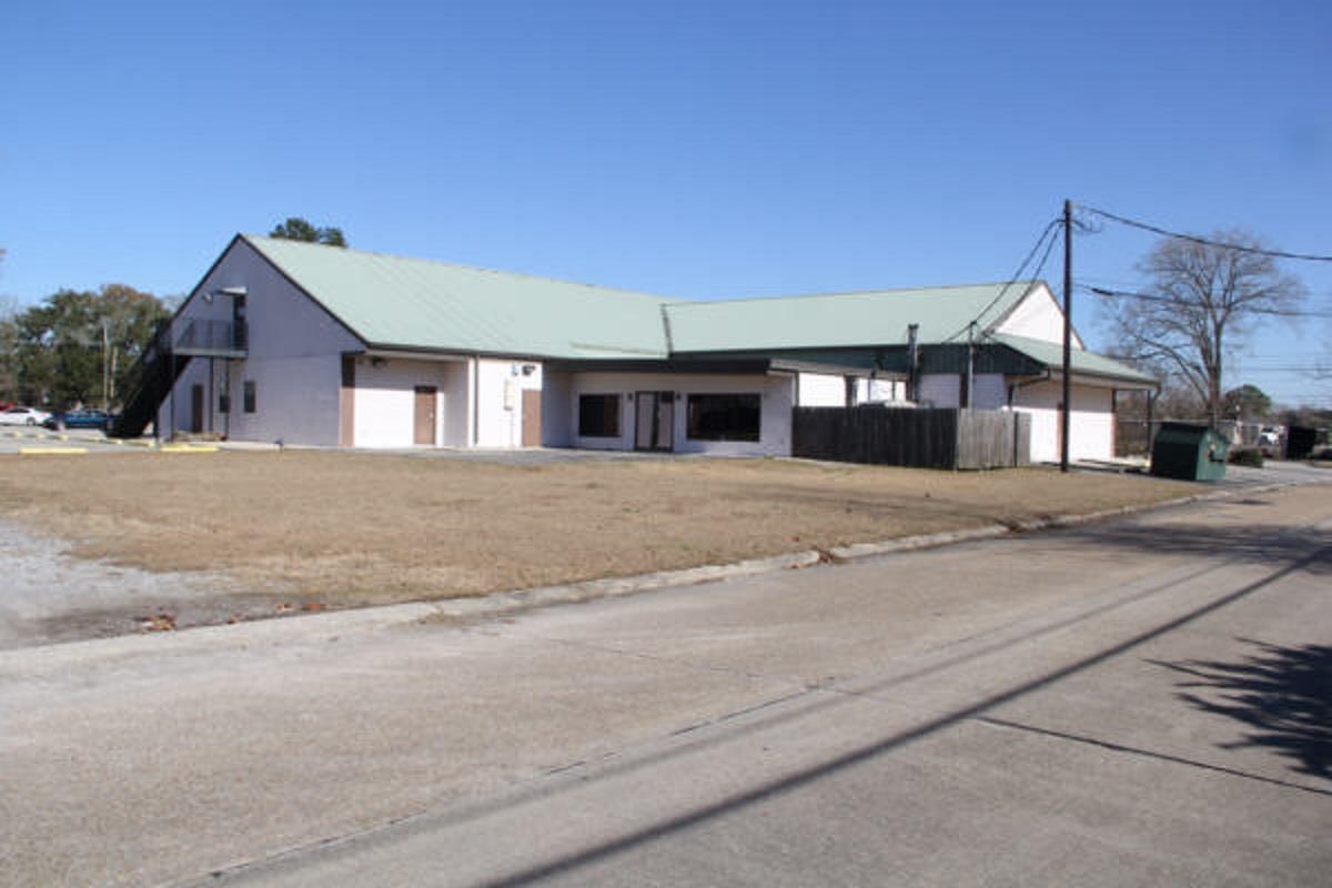 4266 West Main Street